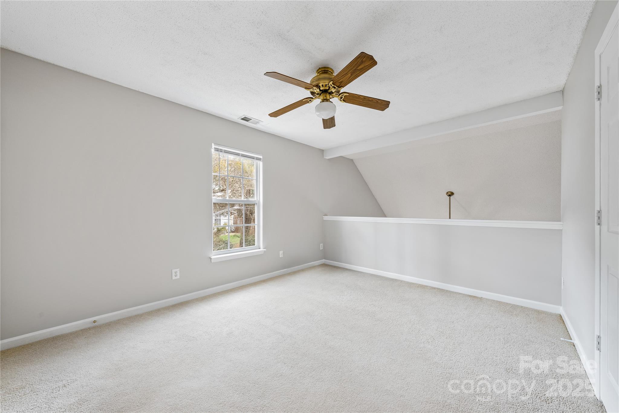 Huntington Ridge - Residential