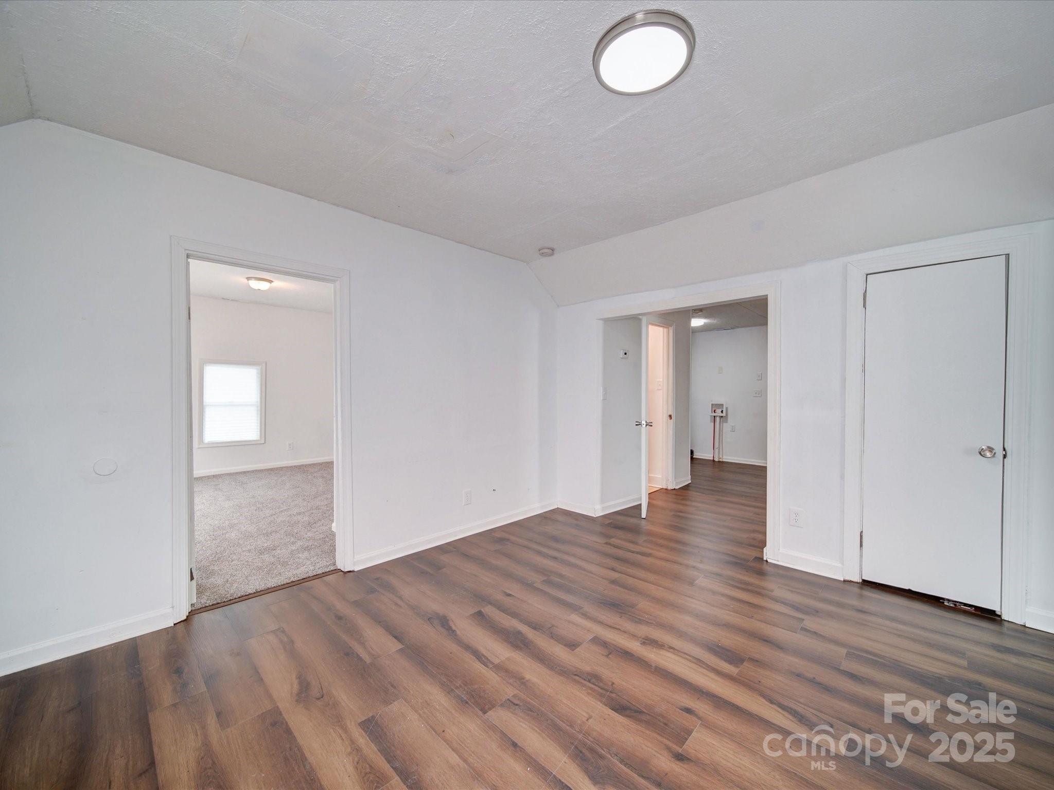 2300 Kennesaw Drive