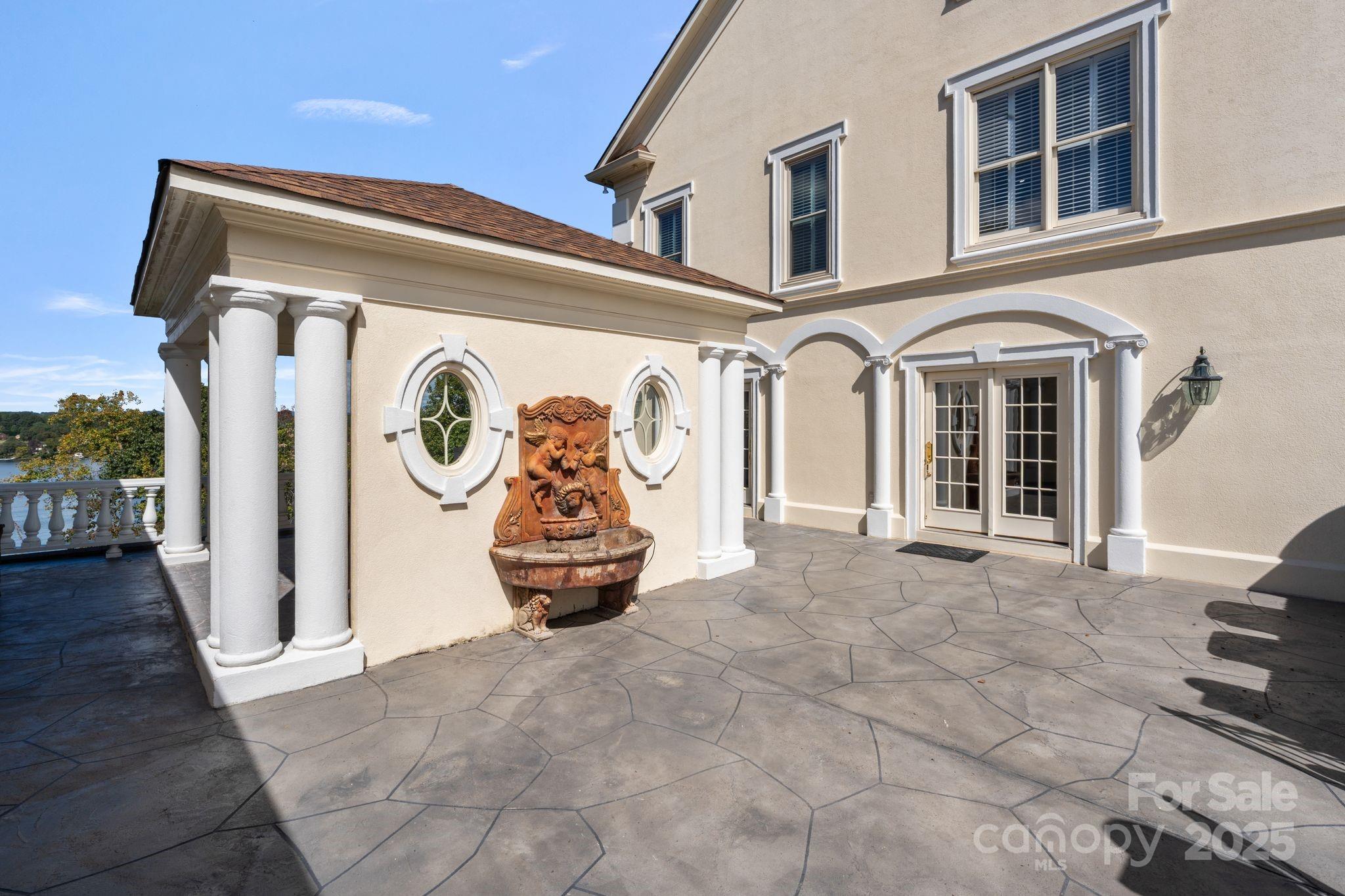 Governors Harbour - Residential