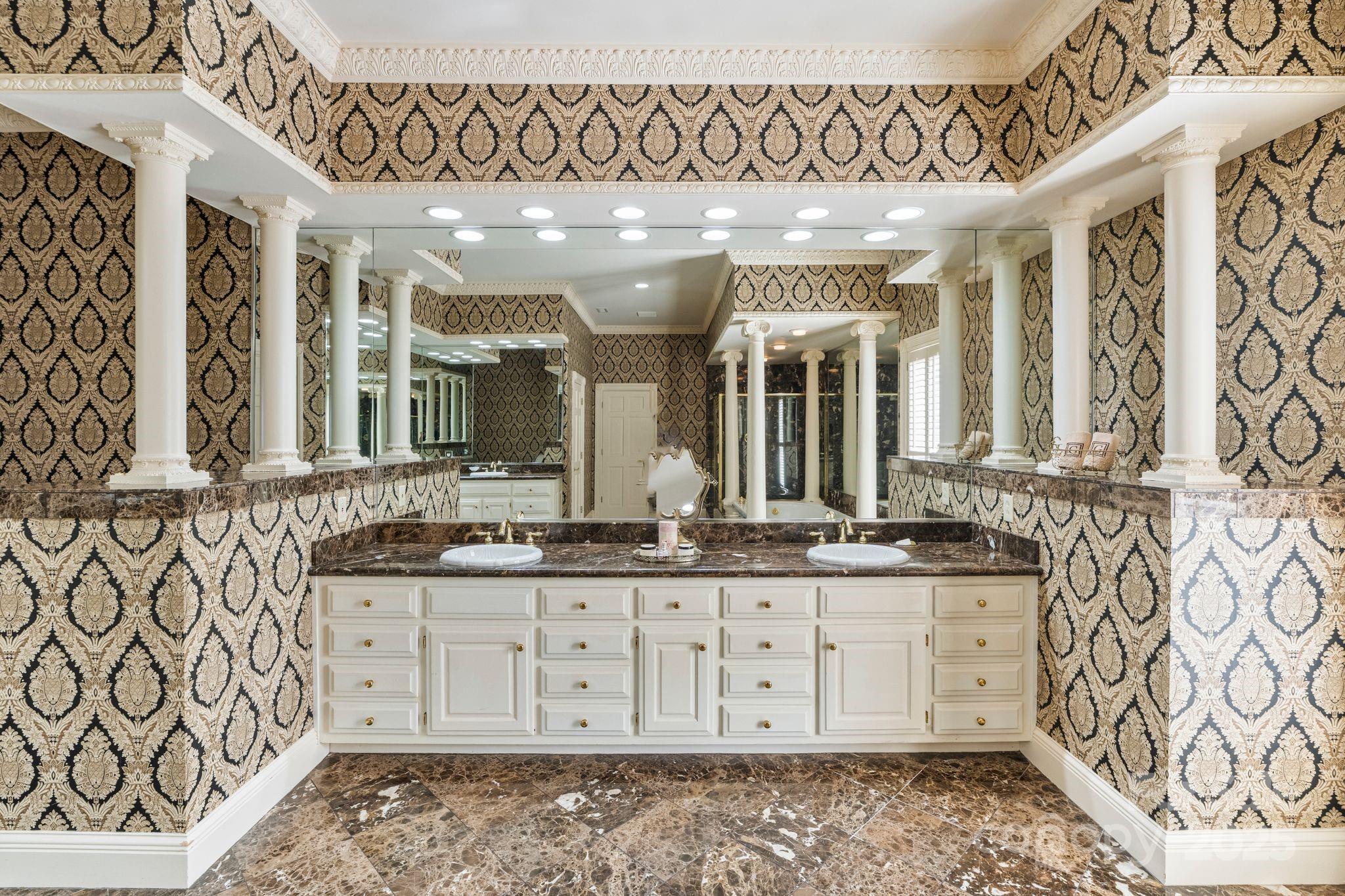 Governors Harbour - Residential