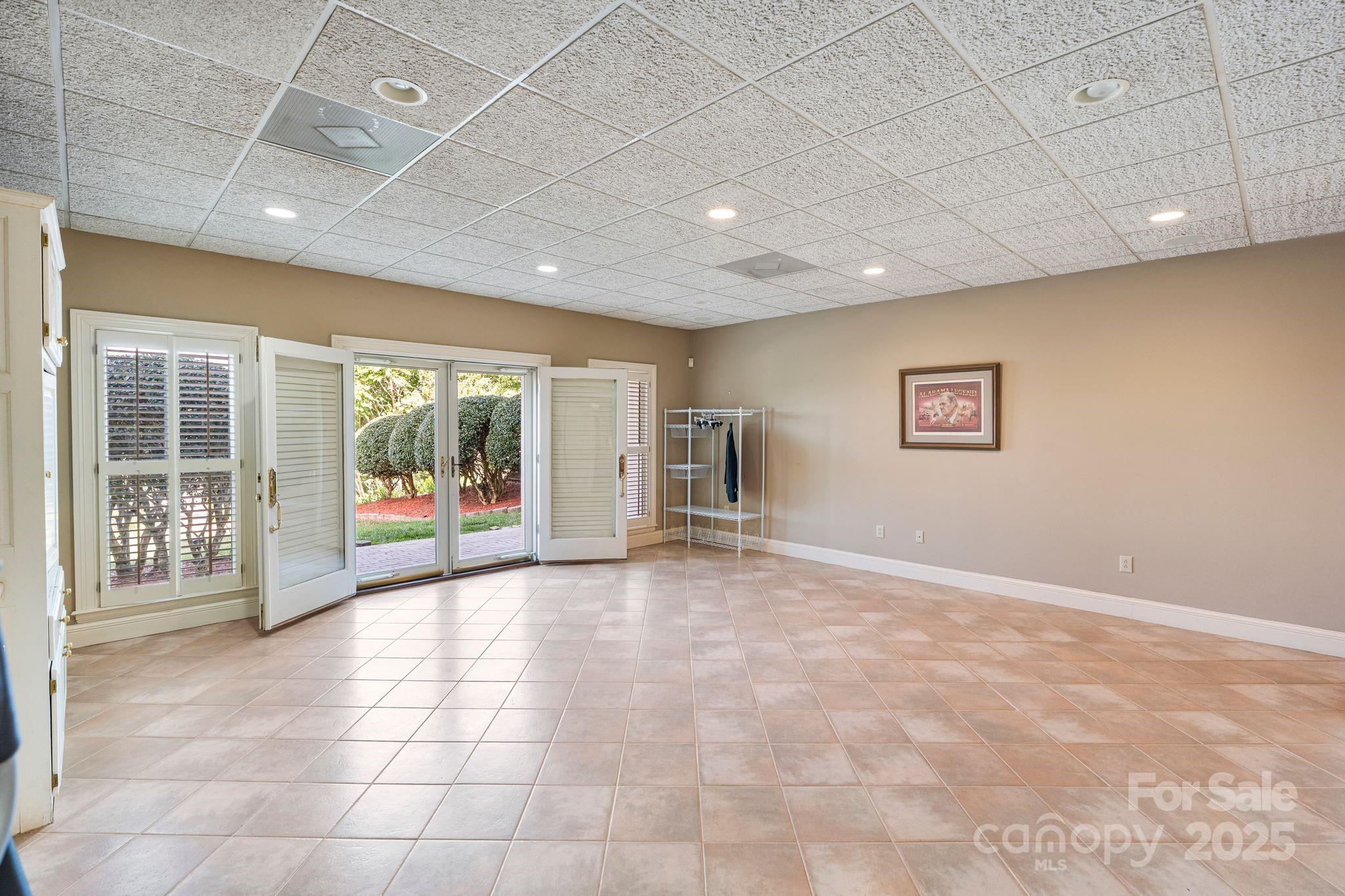 Governors Harbour - Residential