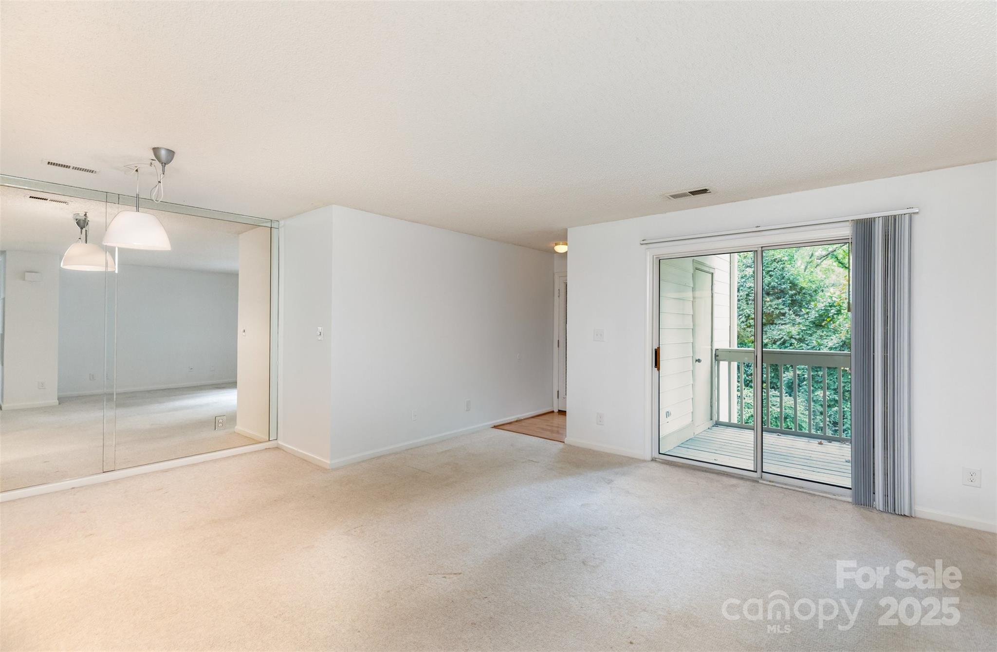 1021 Churchill Downs Court G