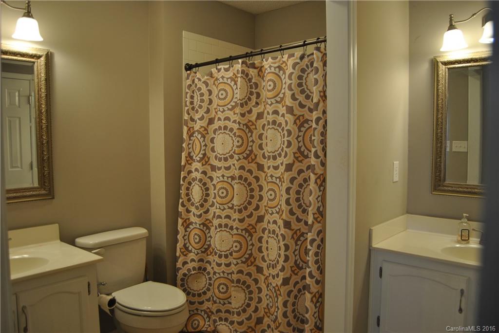 Pine Creek - Residential