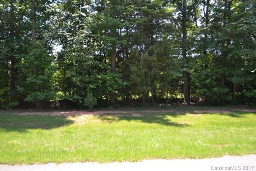 Come build your dream home in this beautiful neighborhood of Timber Crossing.  All lots in this neighborhood are at least an acre.  Some trees have been left on the property.