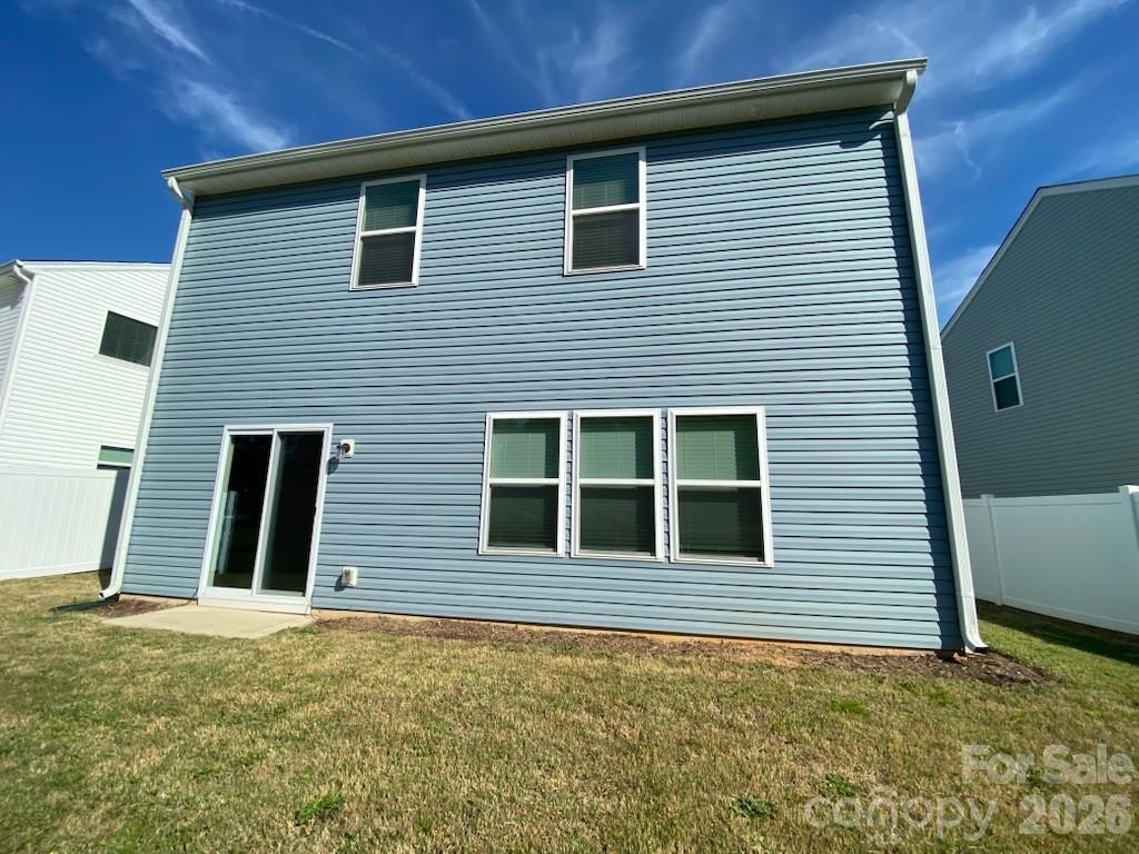 1221 Freeman View Drive