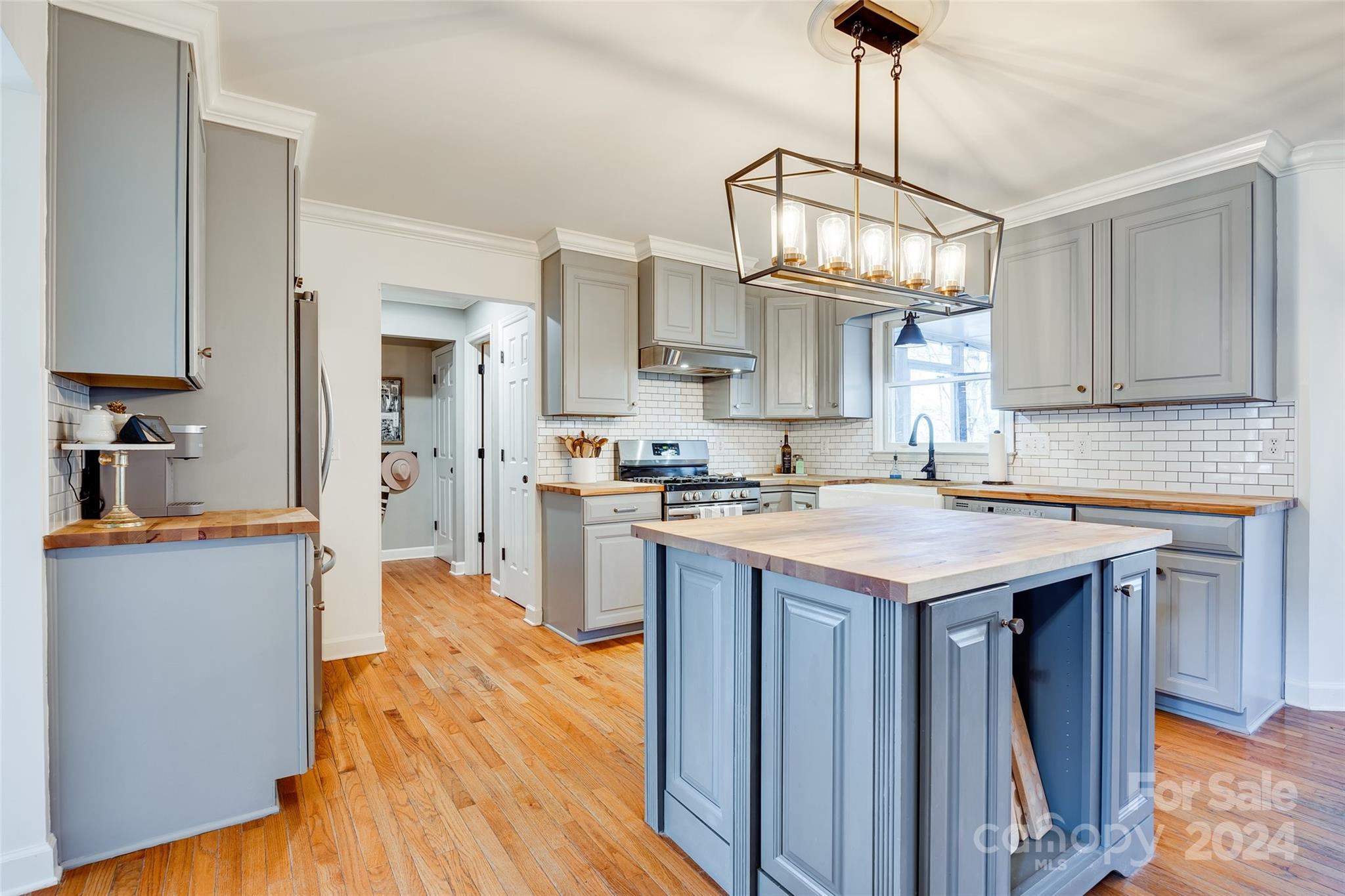 Seven Coves - Residential