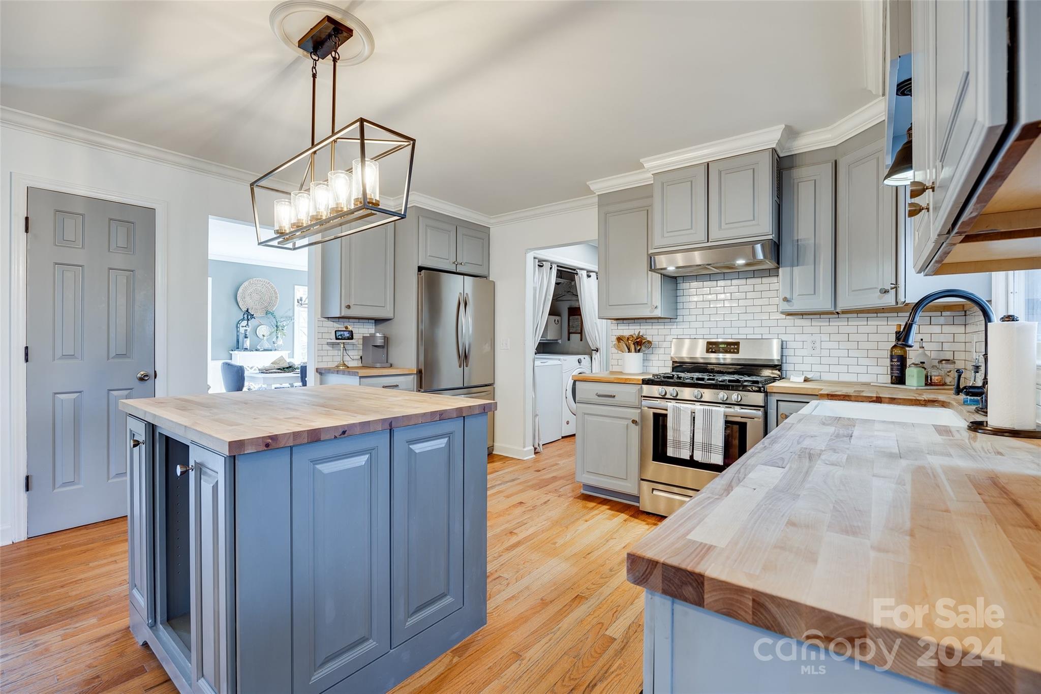 Seven Coves - Residential