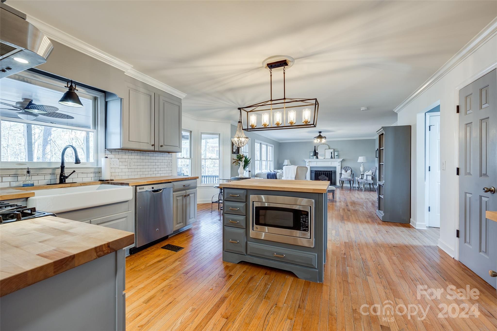 Seven Coves - Residential