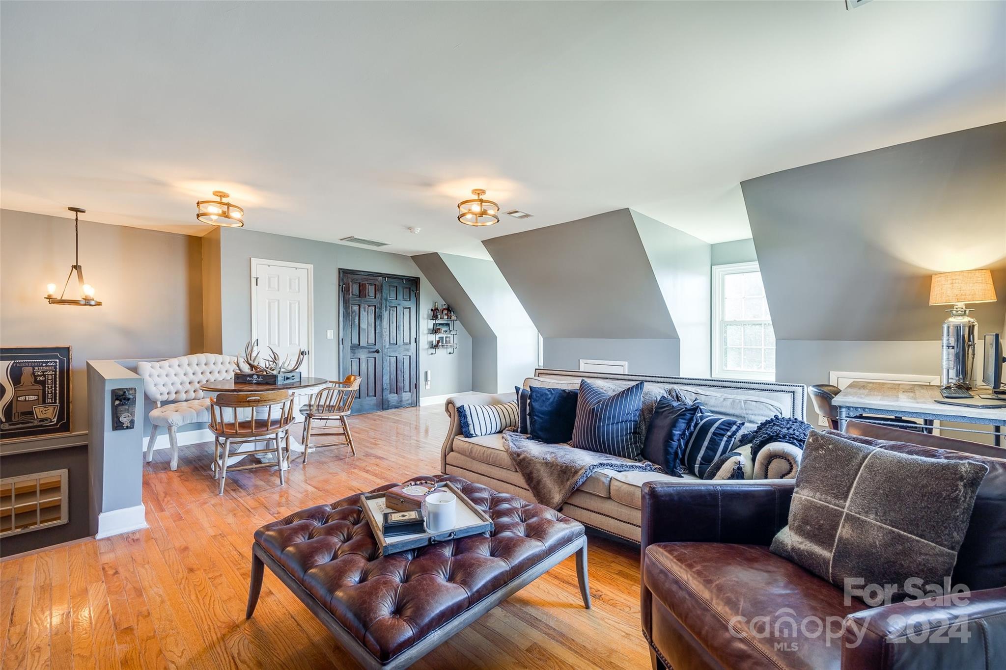 Seven Coves - Residential