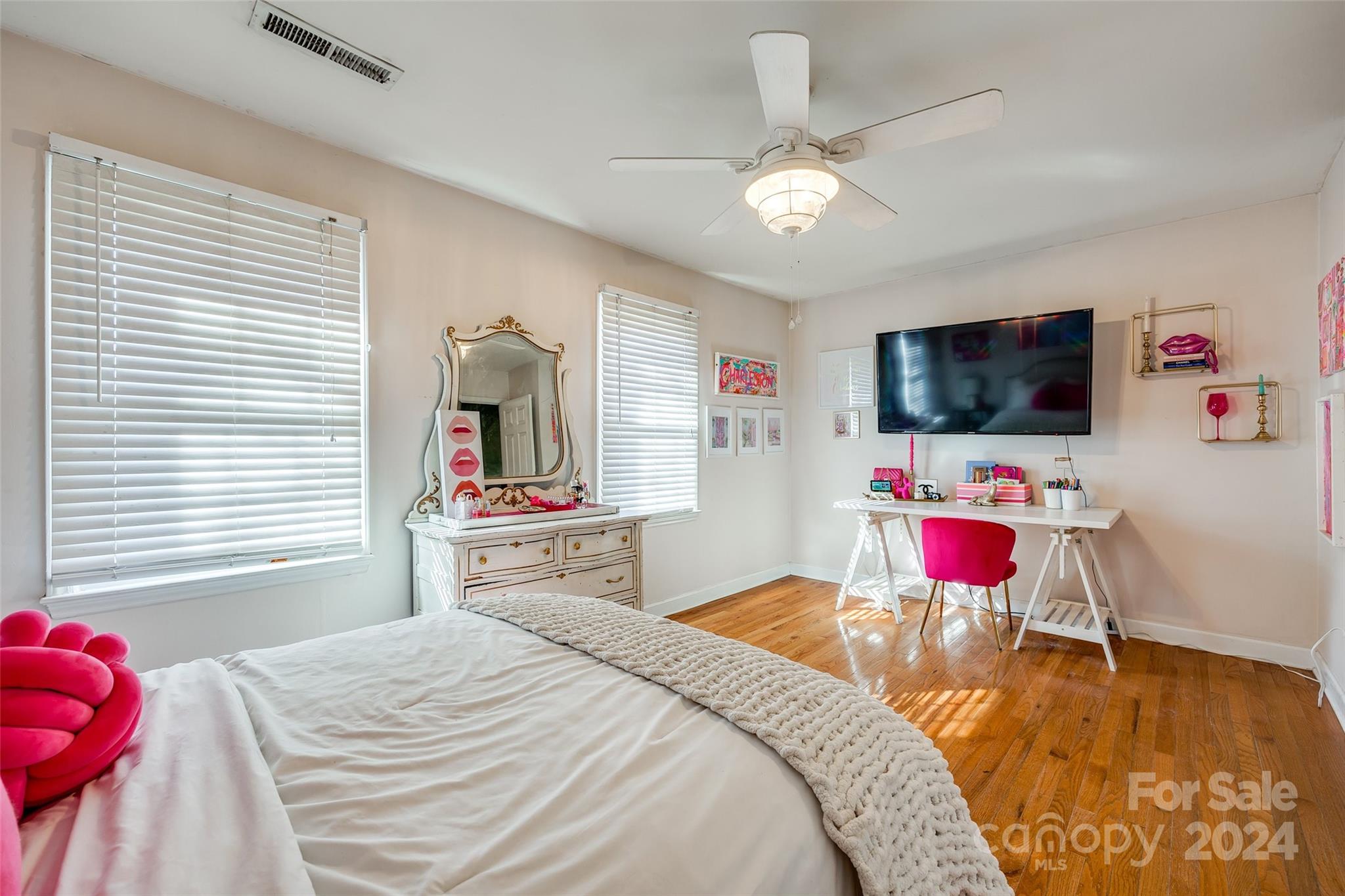 Seven Coves - Residential