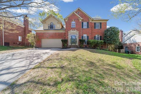 Photo of 214 Southern Cross Lane, Matthews, NC 28105 (MLS # 4362328)