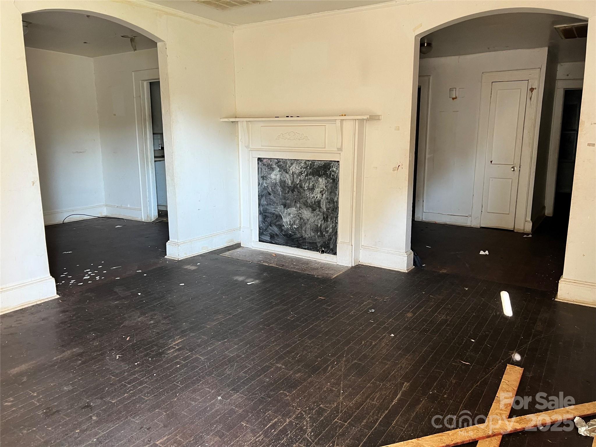 345 Bradford Drive