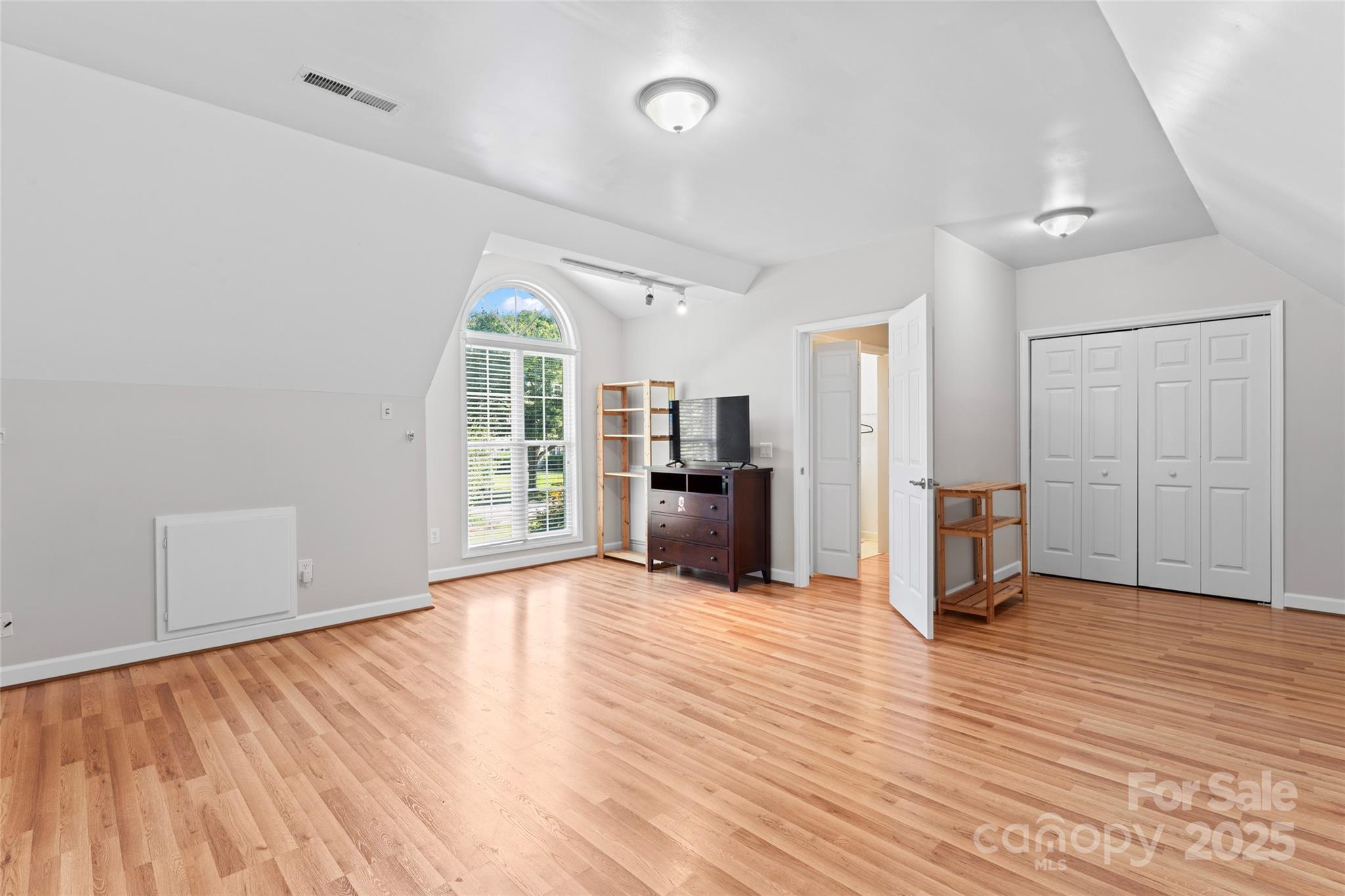 Hunters Run - Residential