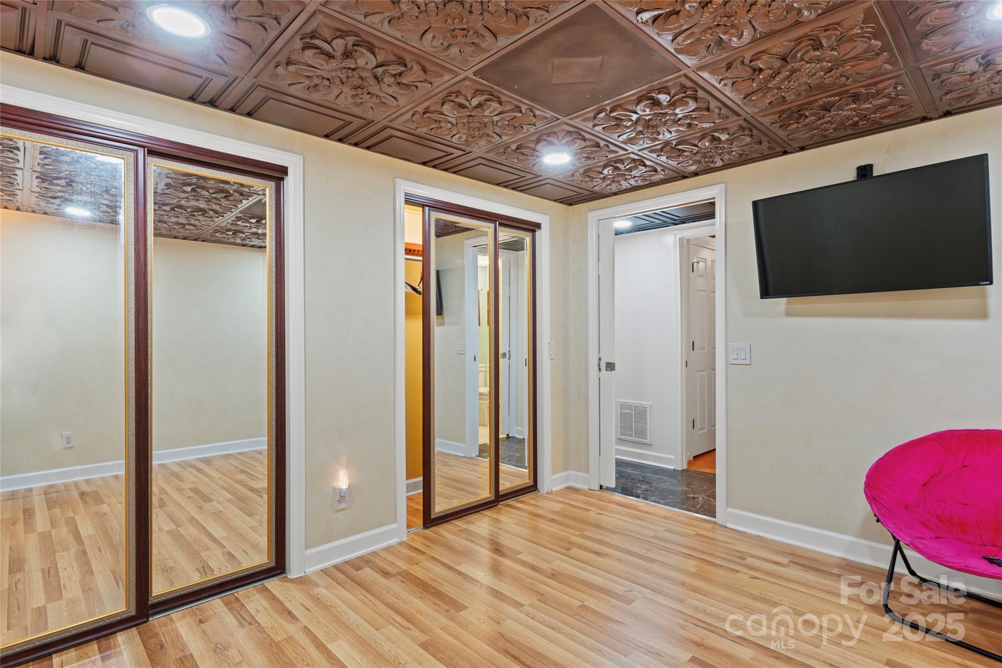 Hunters Run - Residential