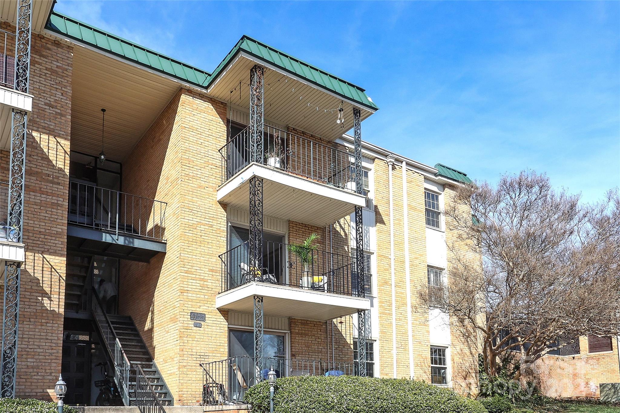 Franciscan Terrace - Residential