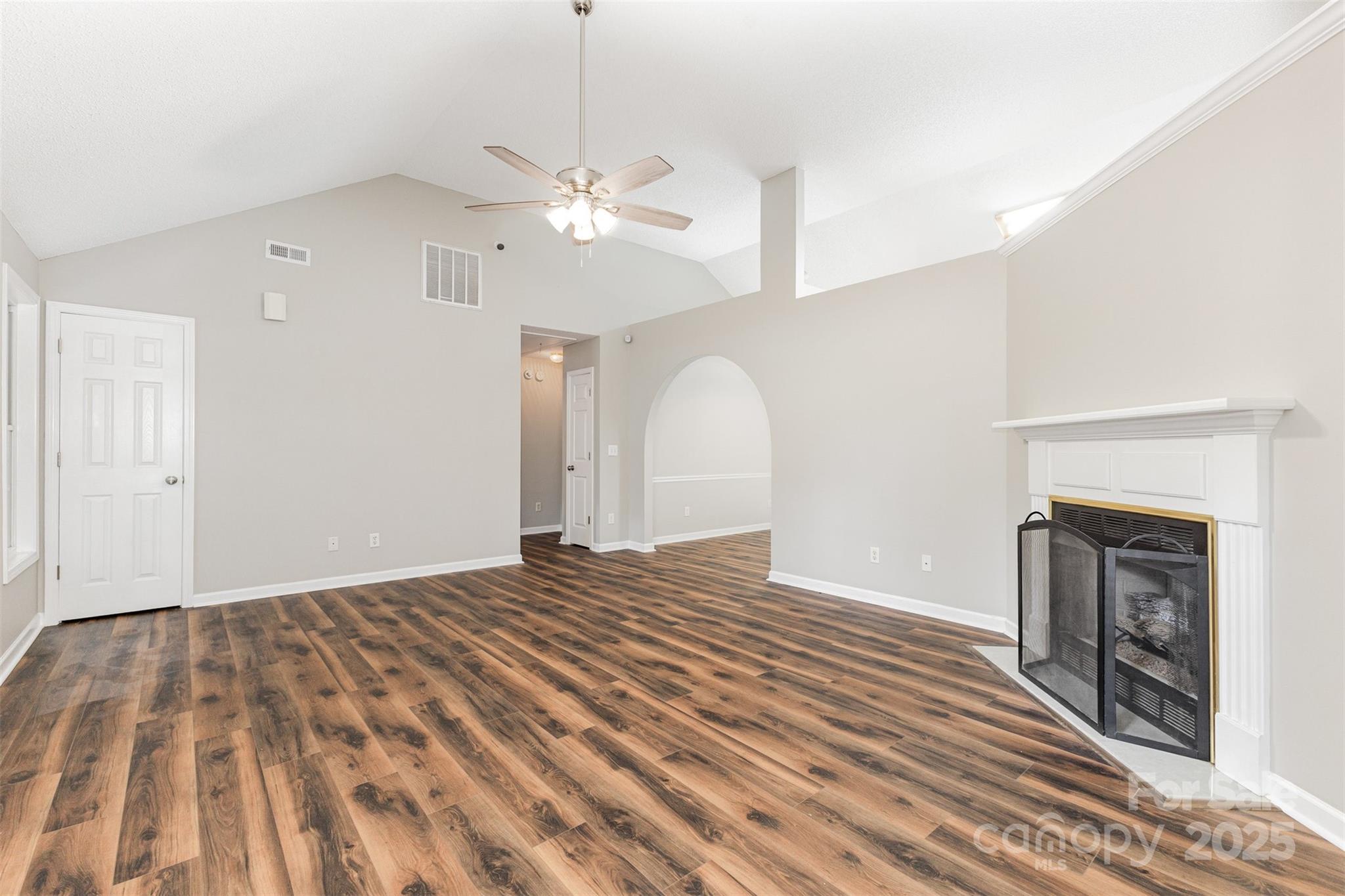 Lincoln Estates - Residential