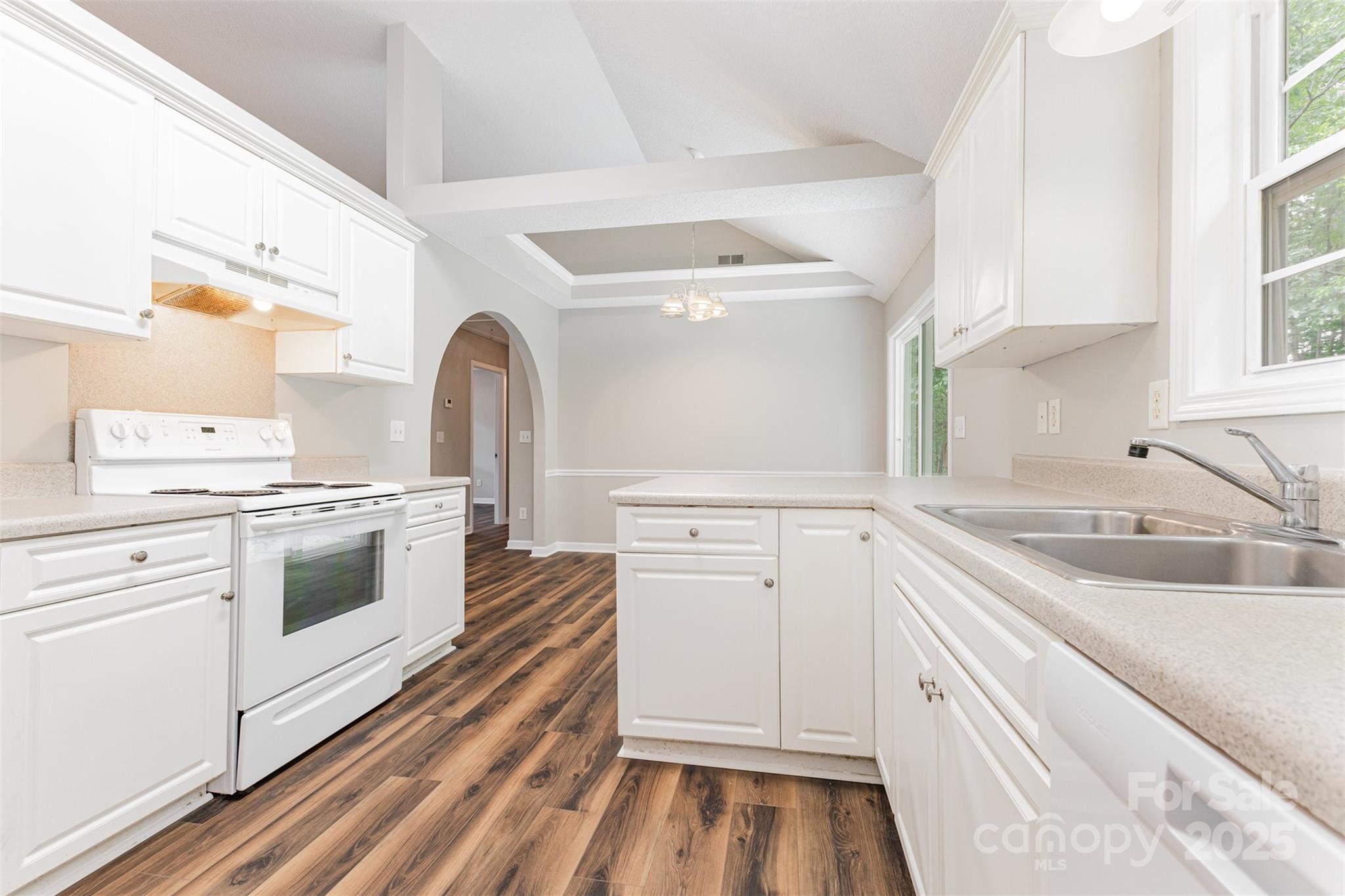 Lincoln Estates - Residential