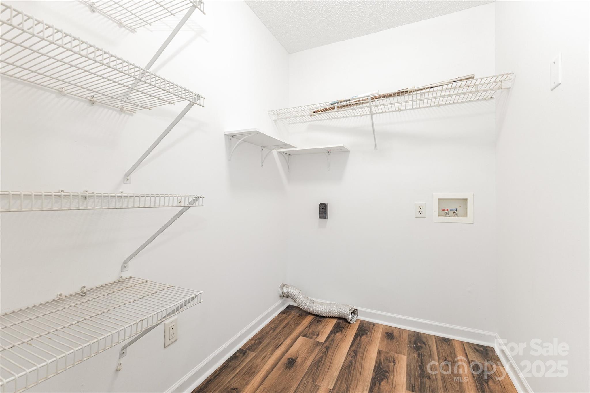 Lincoln Estates - Residential