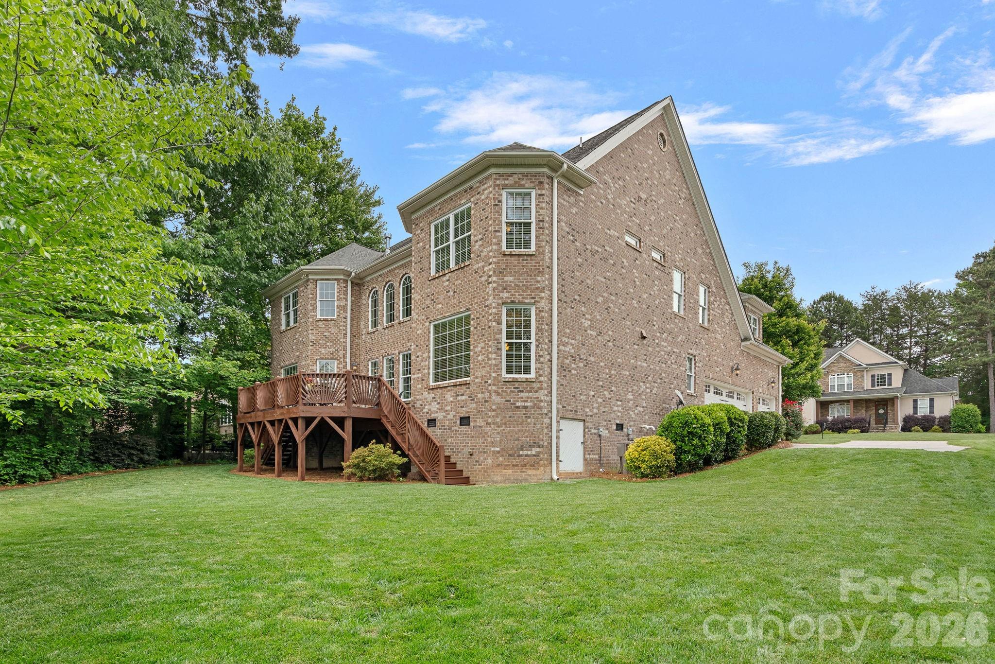 Treetops At Cowans Ford - Residential