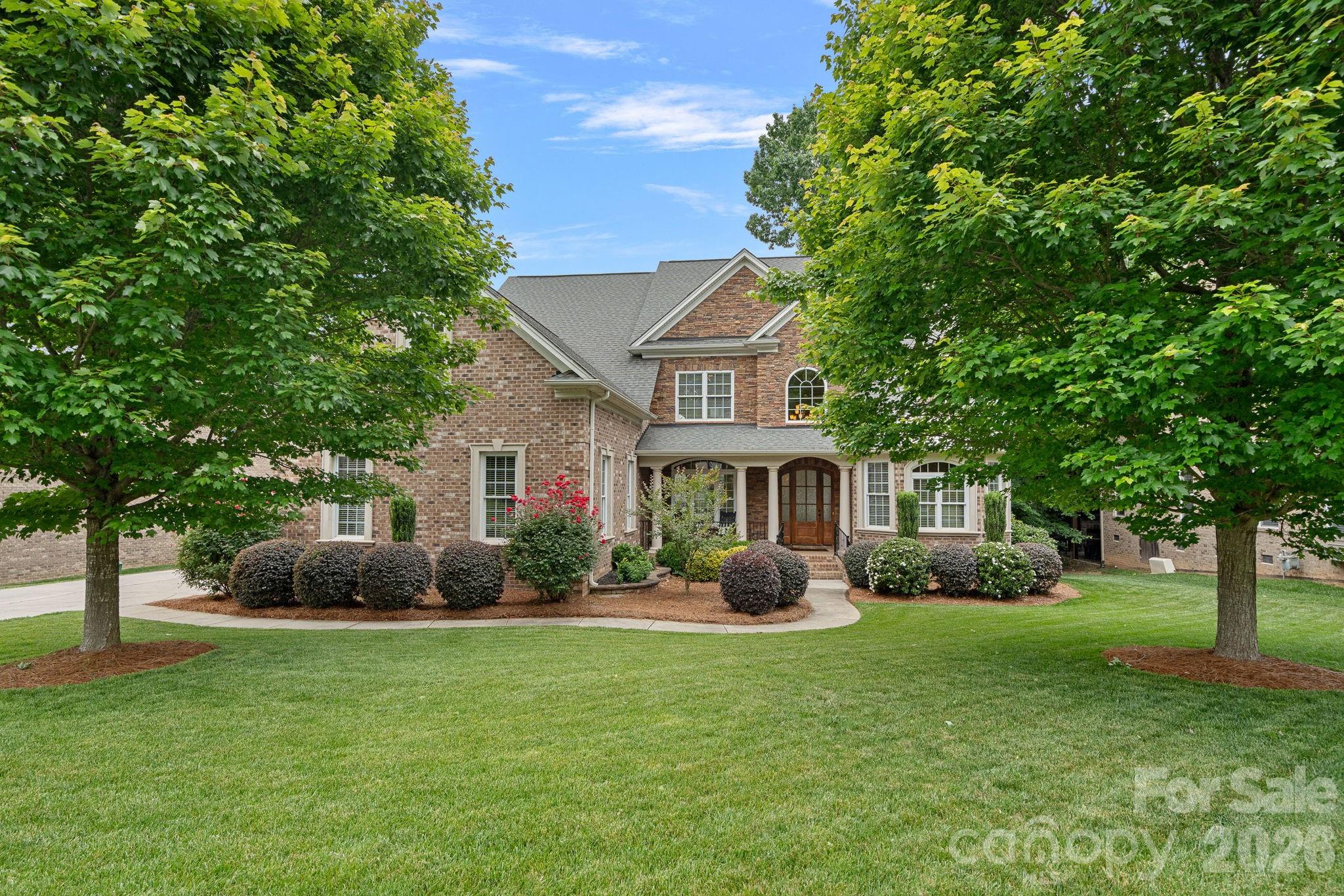Treetops At Cowans Ford - Residential