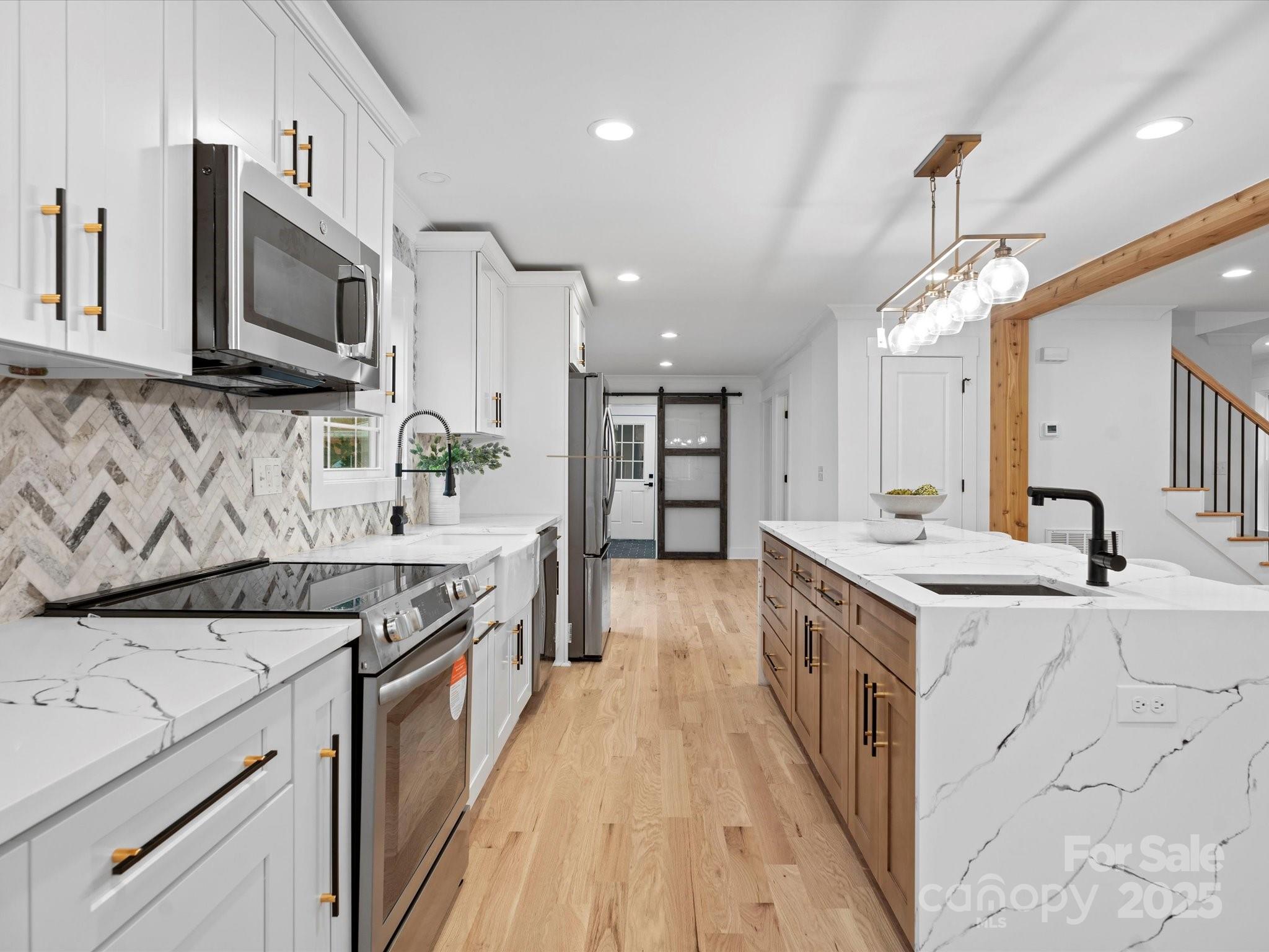 Ridgeloch - Residential