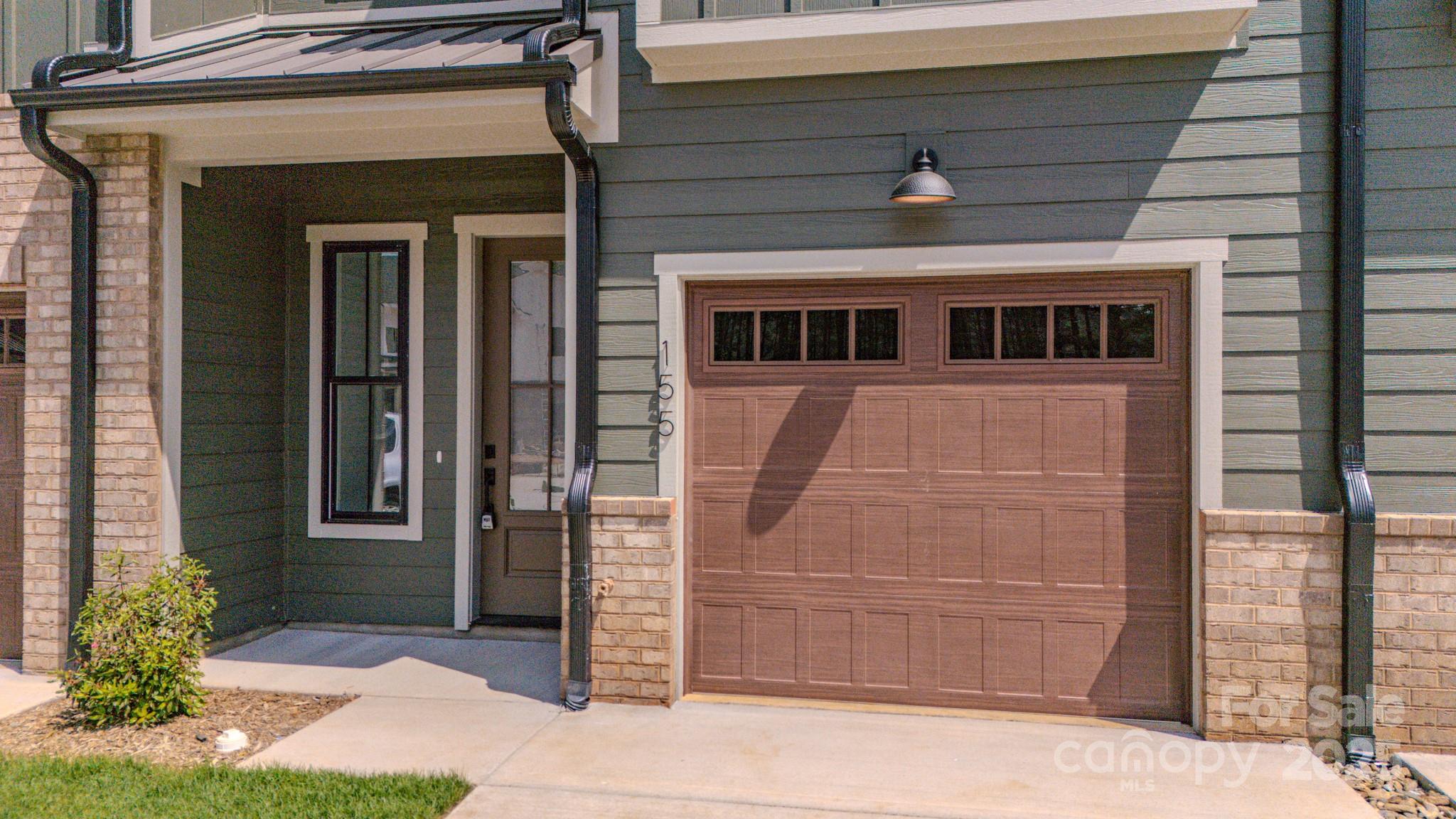 155 Collin Place 17