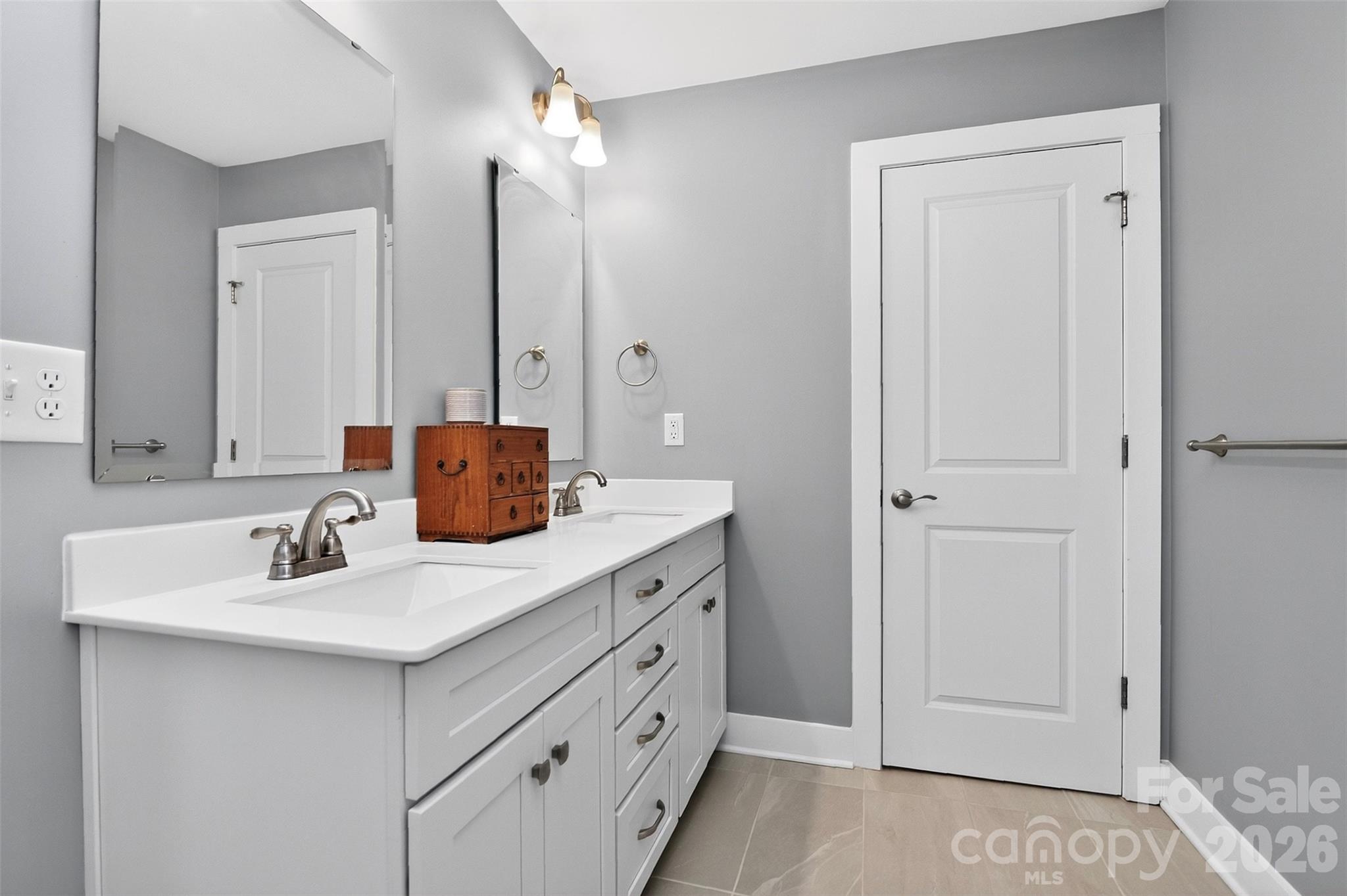 Kings Corner - Residential