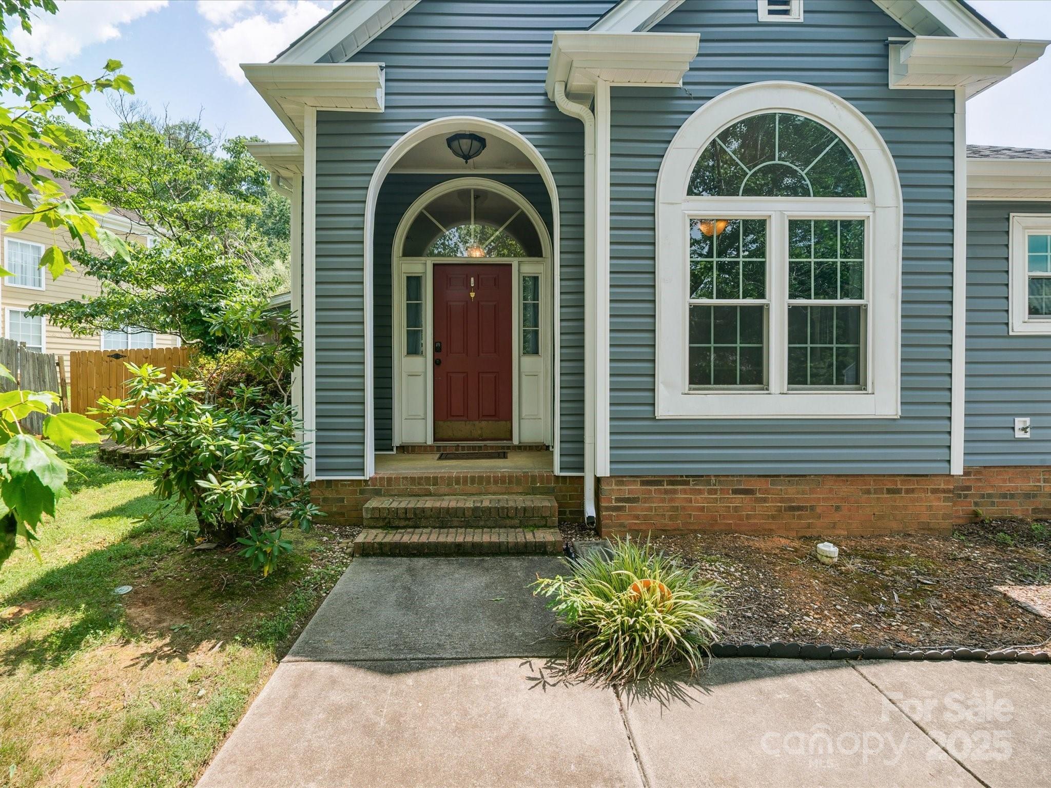 8323 Bedford Green Lane