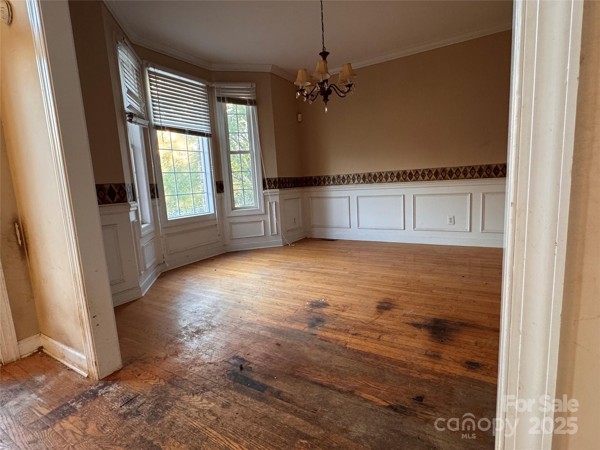 Royal Oaks - Residential