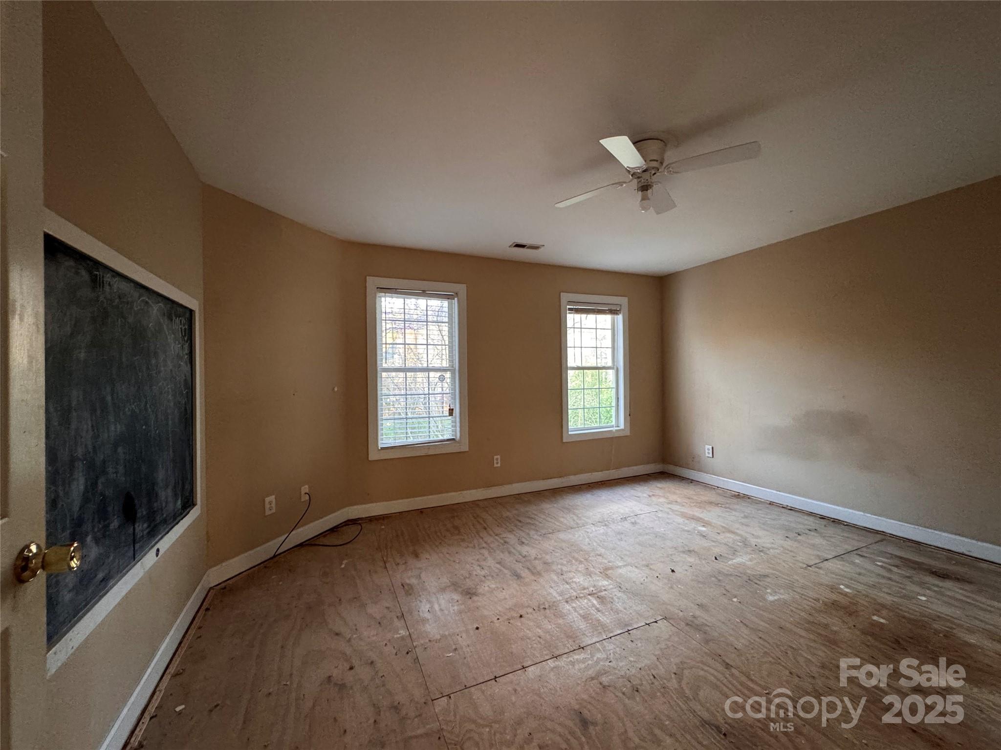 Royal Oaks - Residential