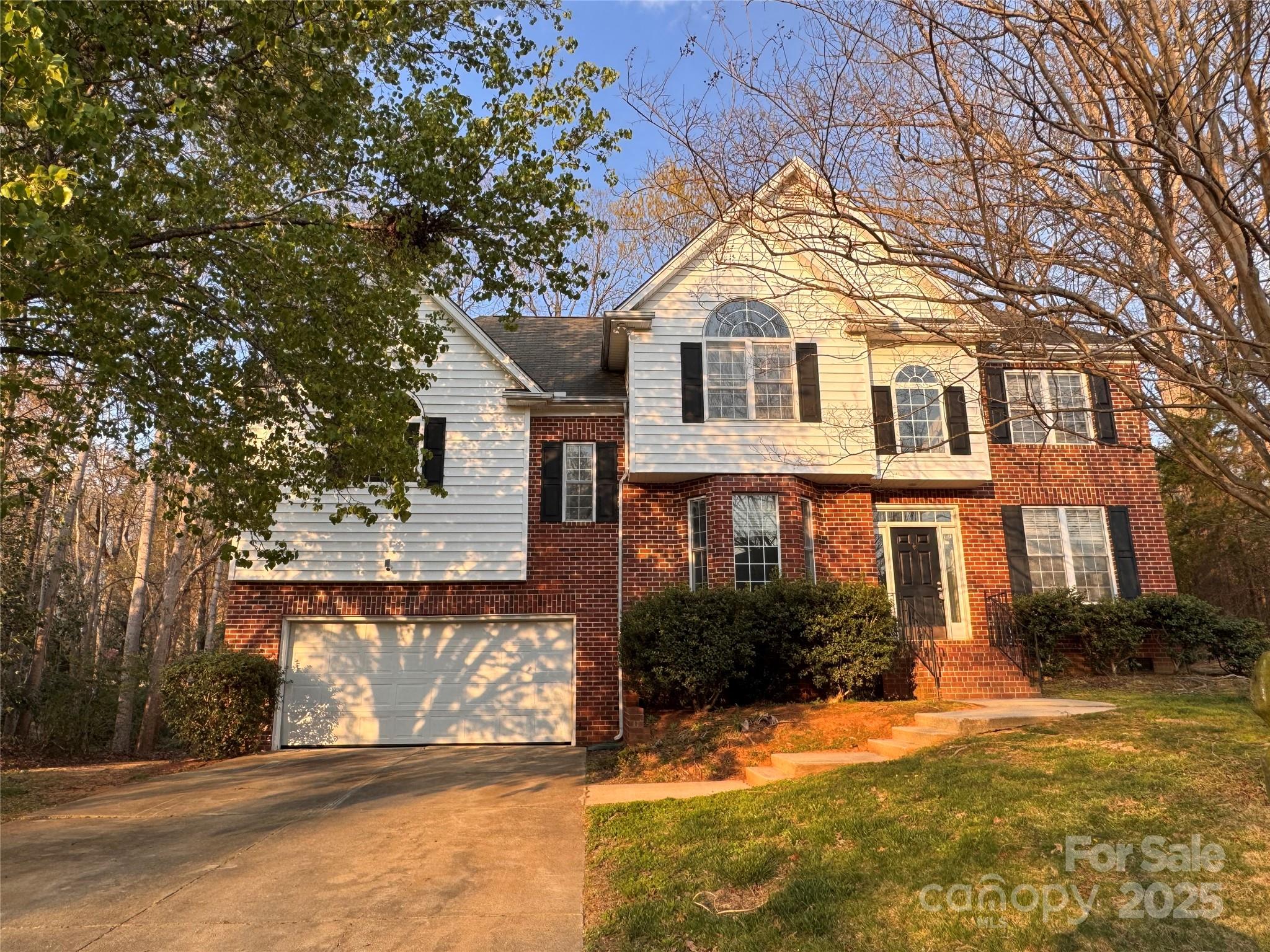 Royal Oaks - Residential