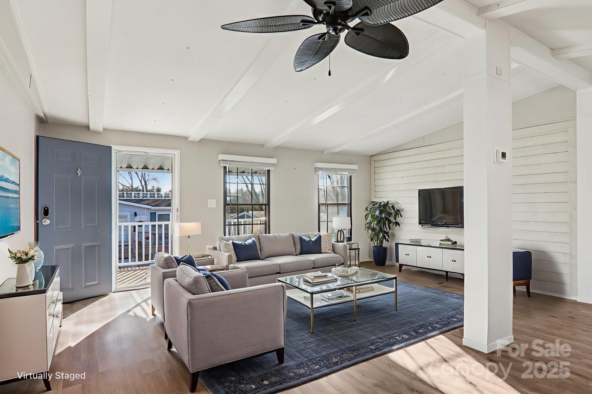 302 Meadowbrook Court