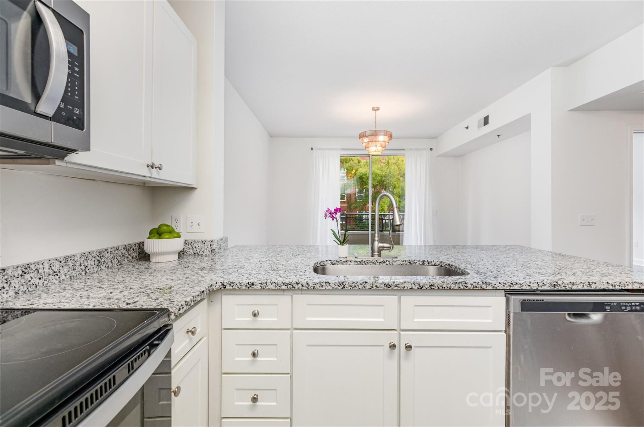 1315 East Boulevard 321