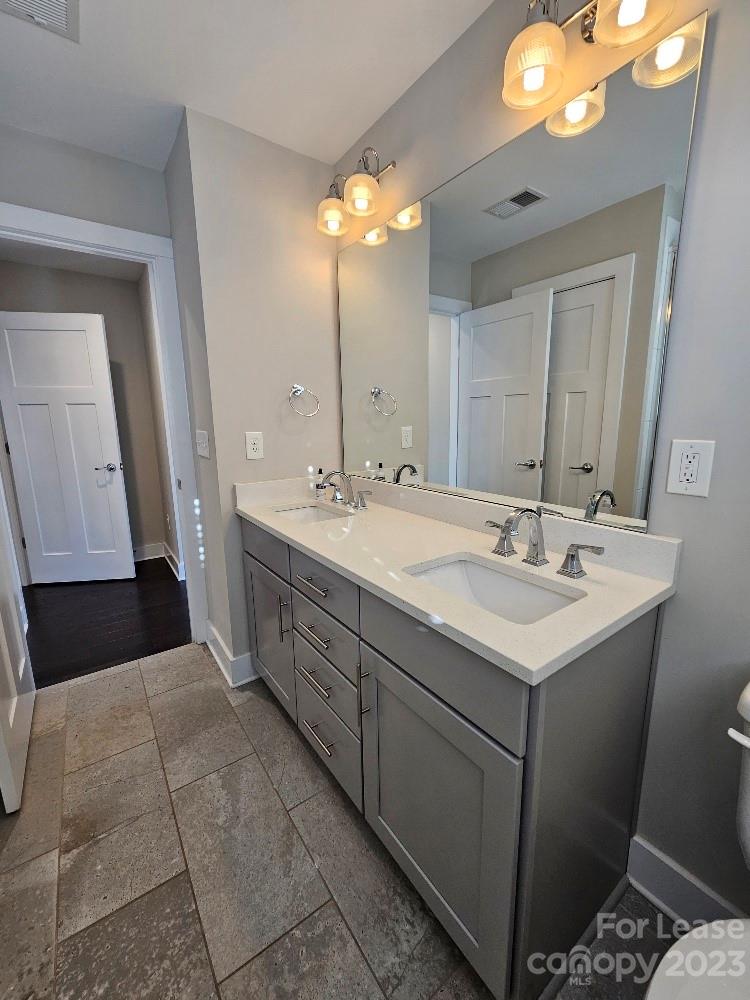 Grandin Heights - Residential Lease