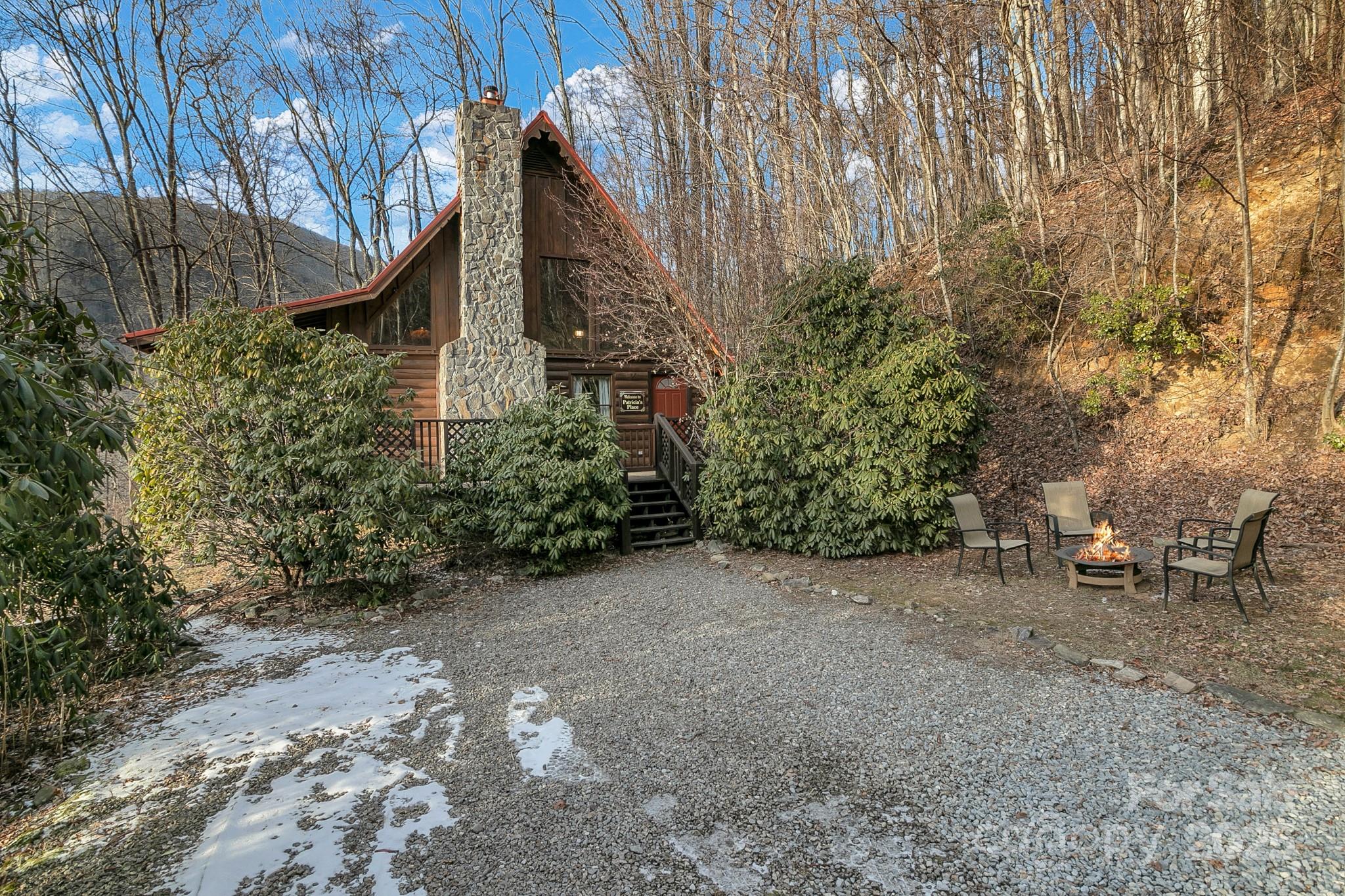 135 Pretty Ridge Road