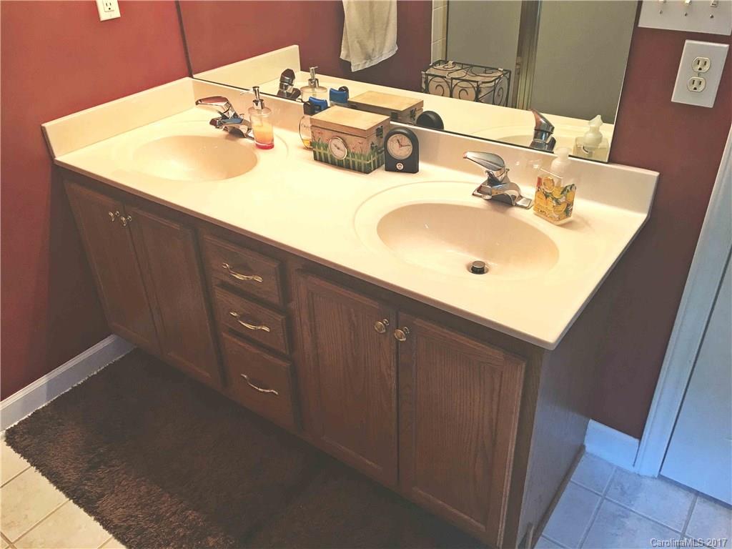 Colonial Village - Residential