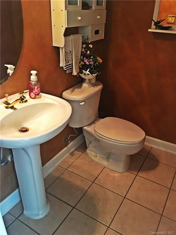 Colonial Village - Residential