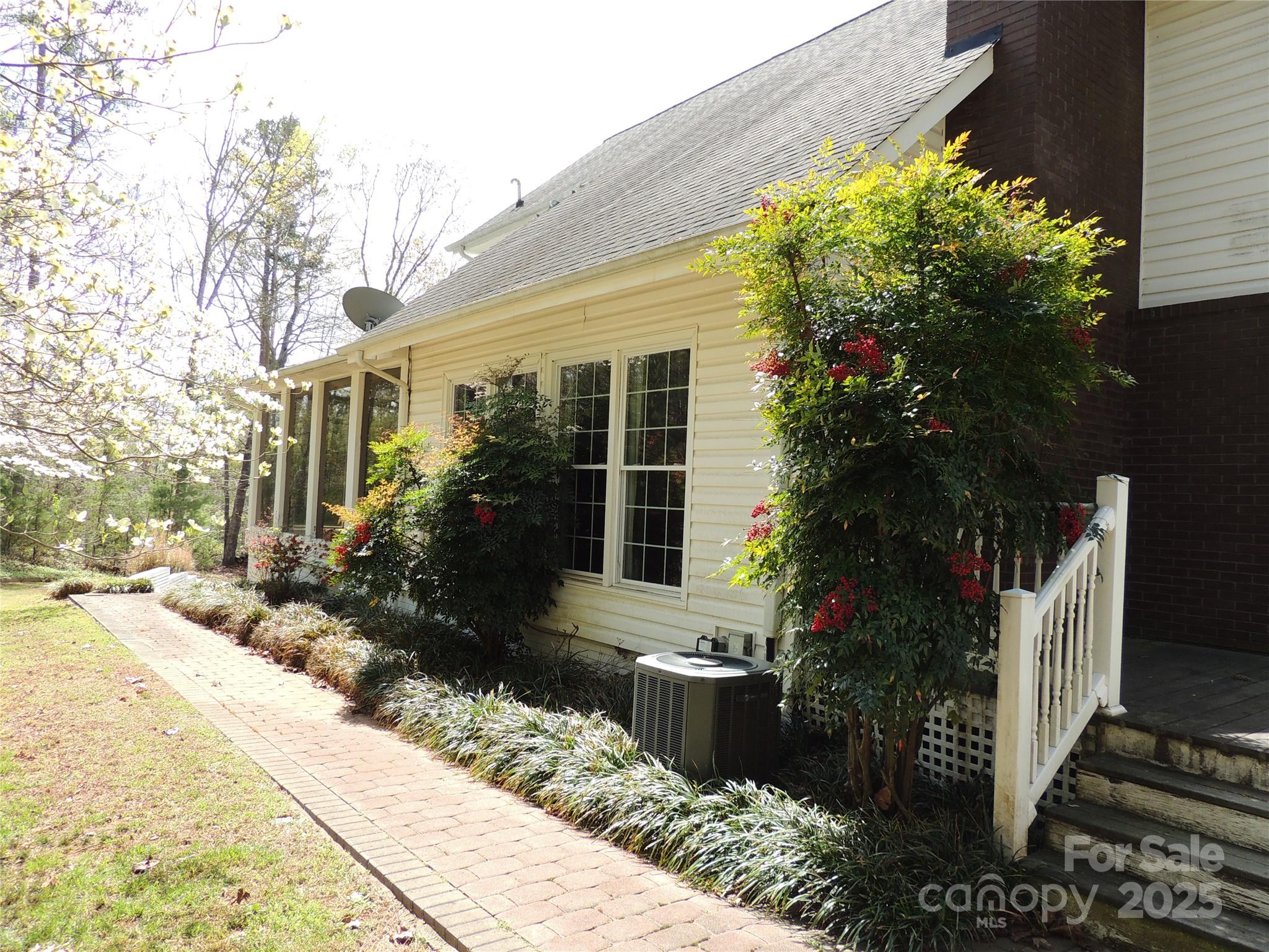 256 Gable Hill Lane