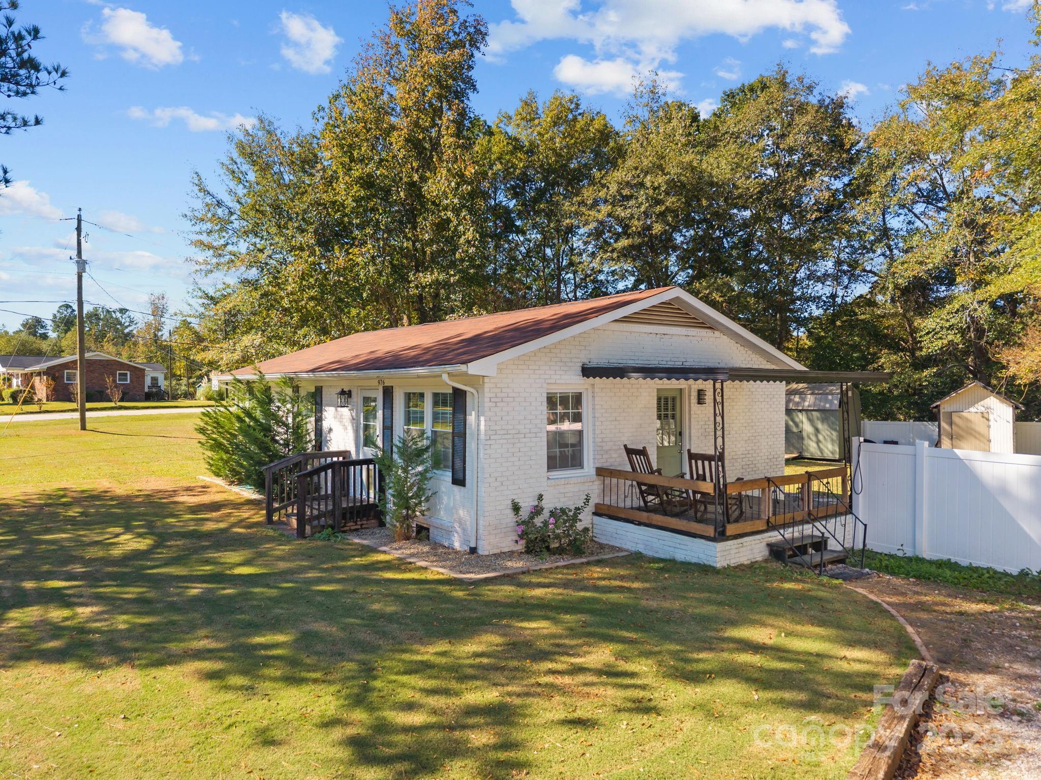 976 Ten Oaks Drive