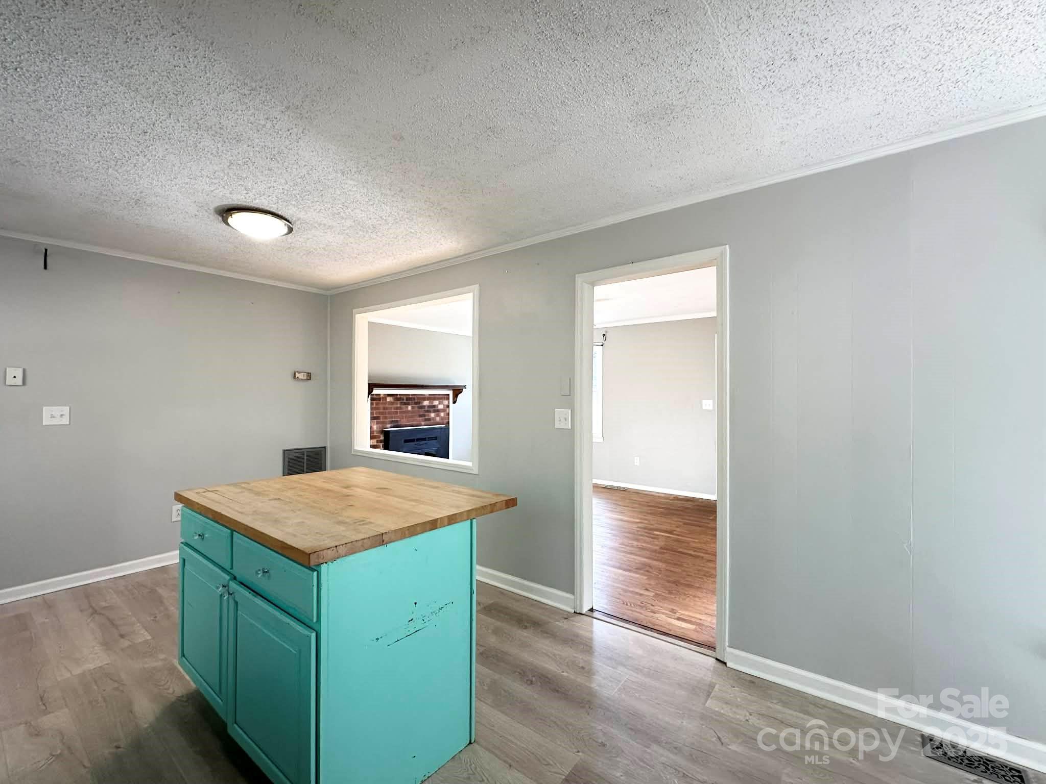 Lenoir, North Carolina 28645, United States, 3 Bedrooms Bedrooms, ,1 BathroomBathrooms,Residential,Coming Soon,240756