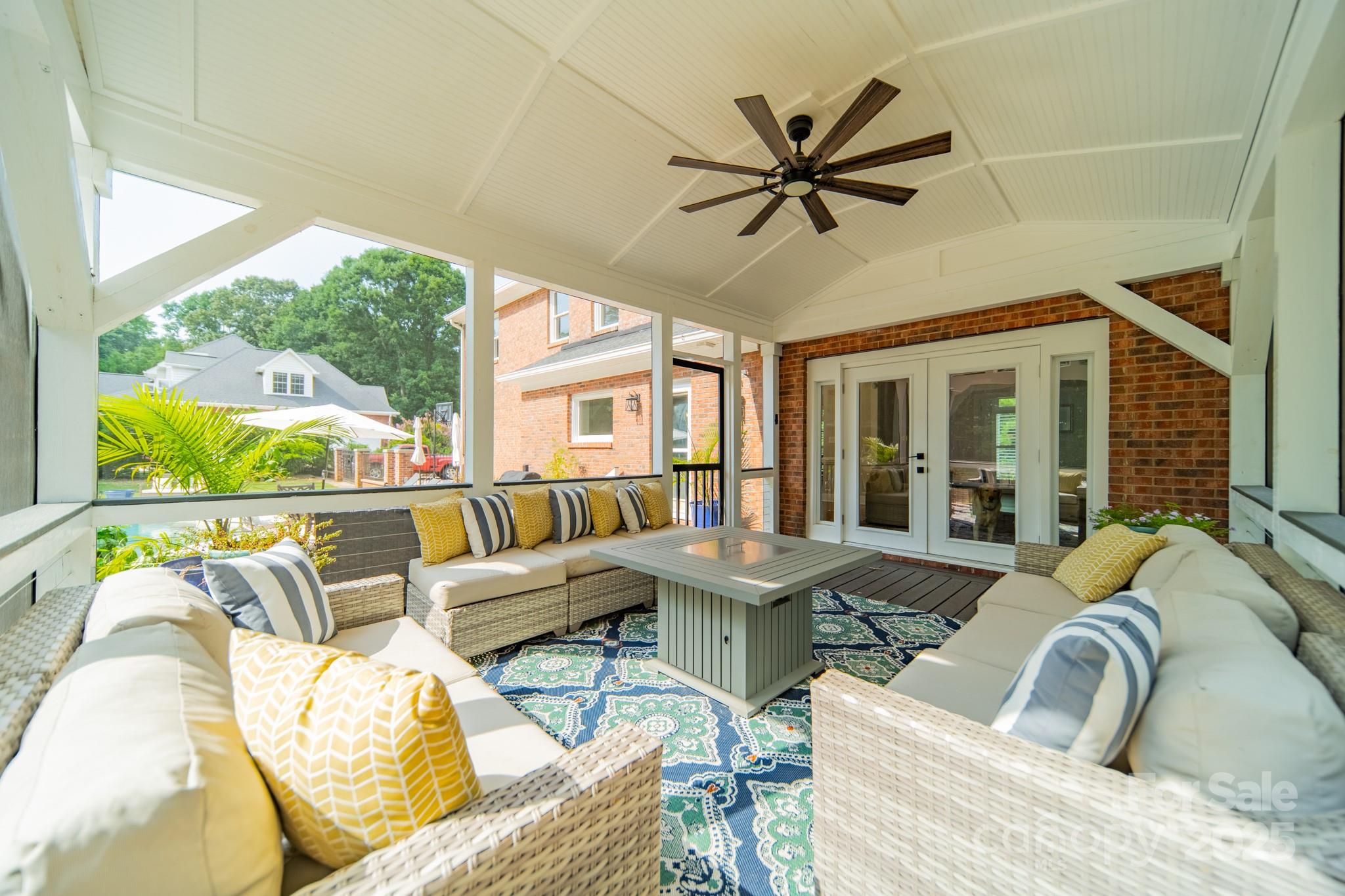 Huntington Farms - Residential