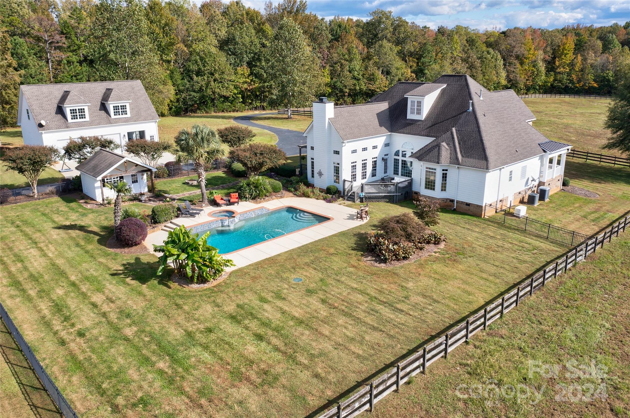 Saddlebrook - Residential