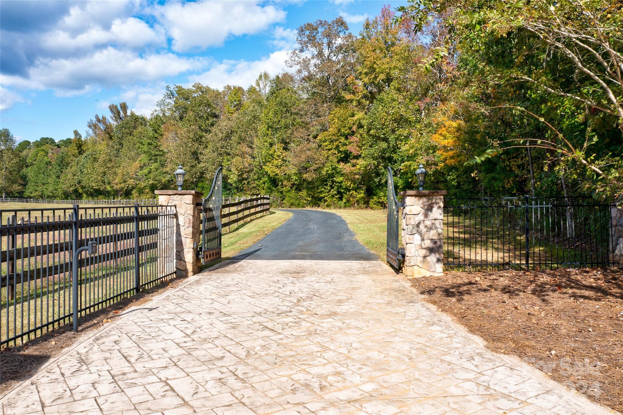 Saddlebrook - Residential