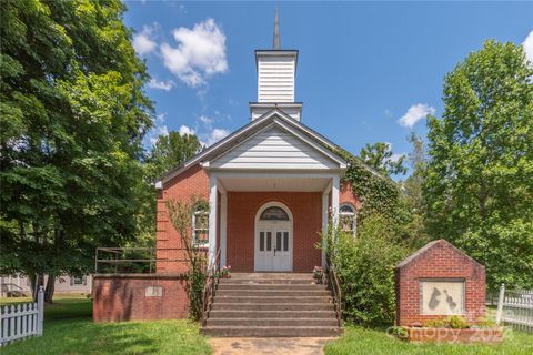 A home in Waynesville