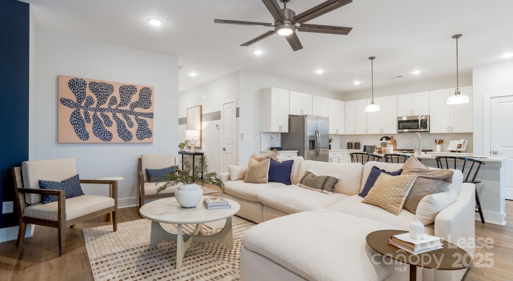 Cornelius, North Carolina 28031, United States, 3 Bedrooms Bedrooms, ,2 BathroomsBathrooms,Residential,Active,172609