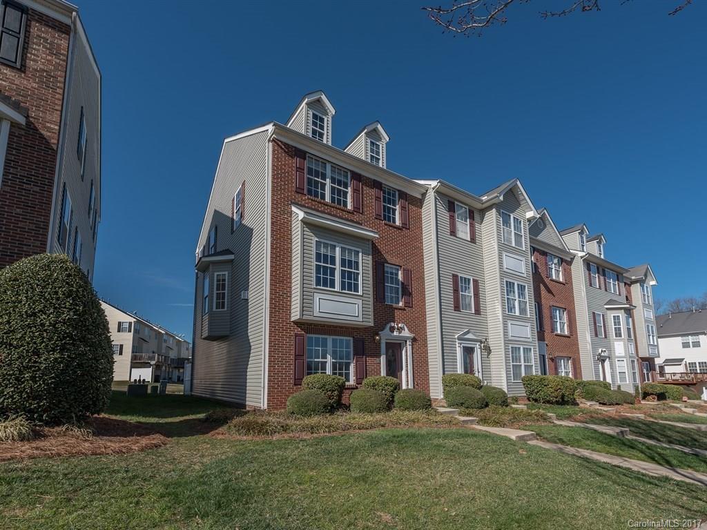 Oakhurst - Residential