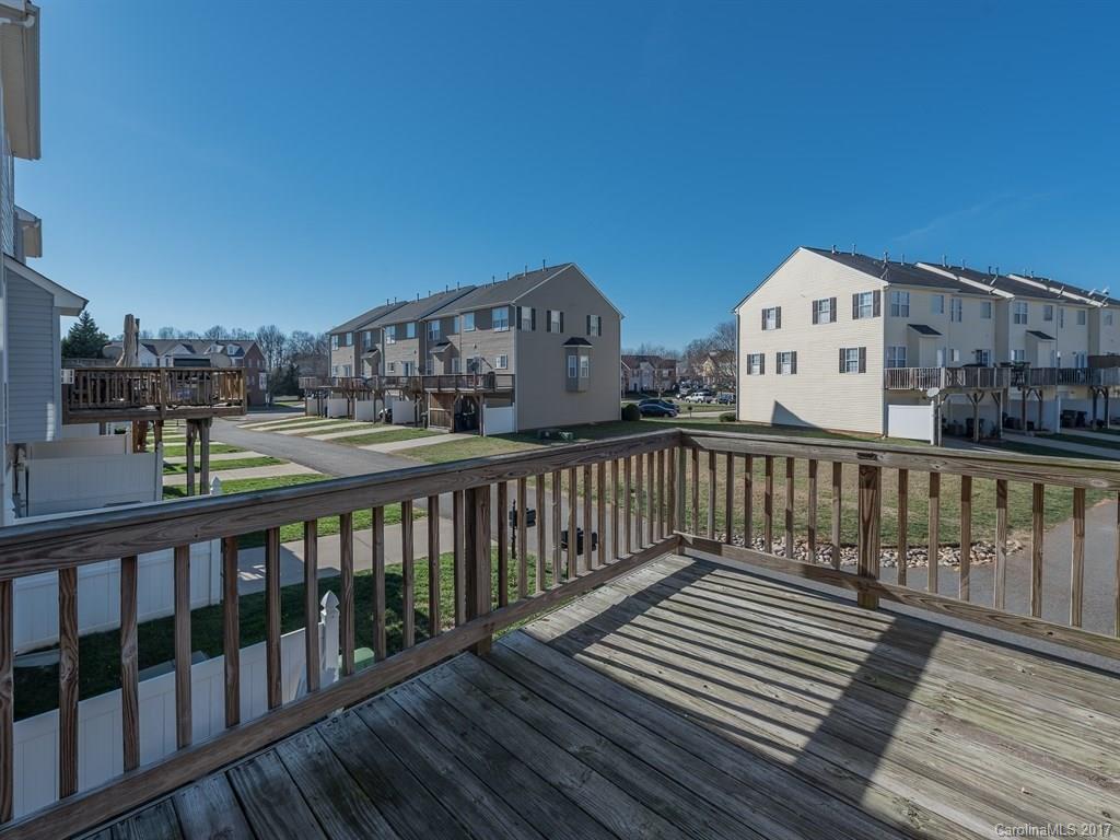 Oakhurst - Residential