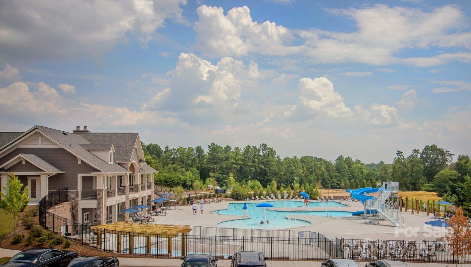 The Palisades - Residential