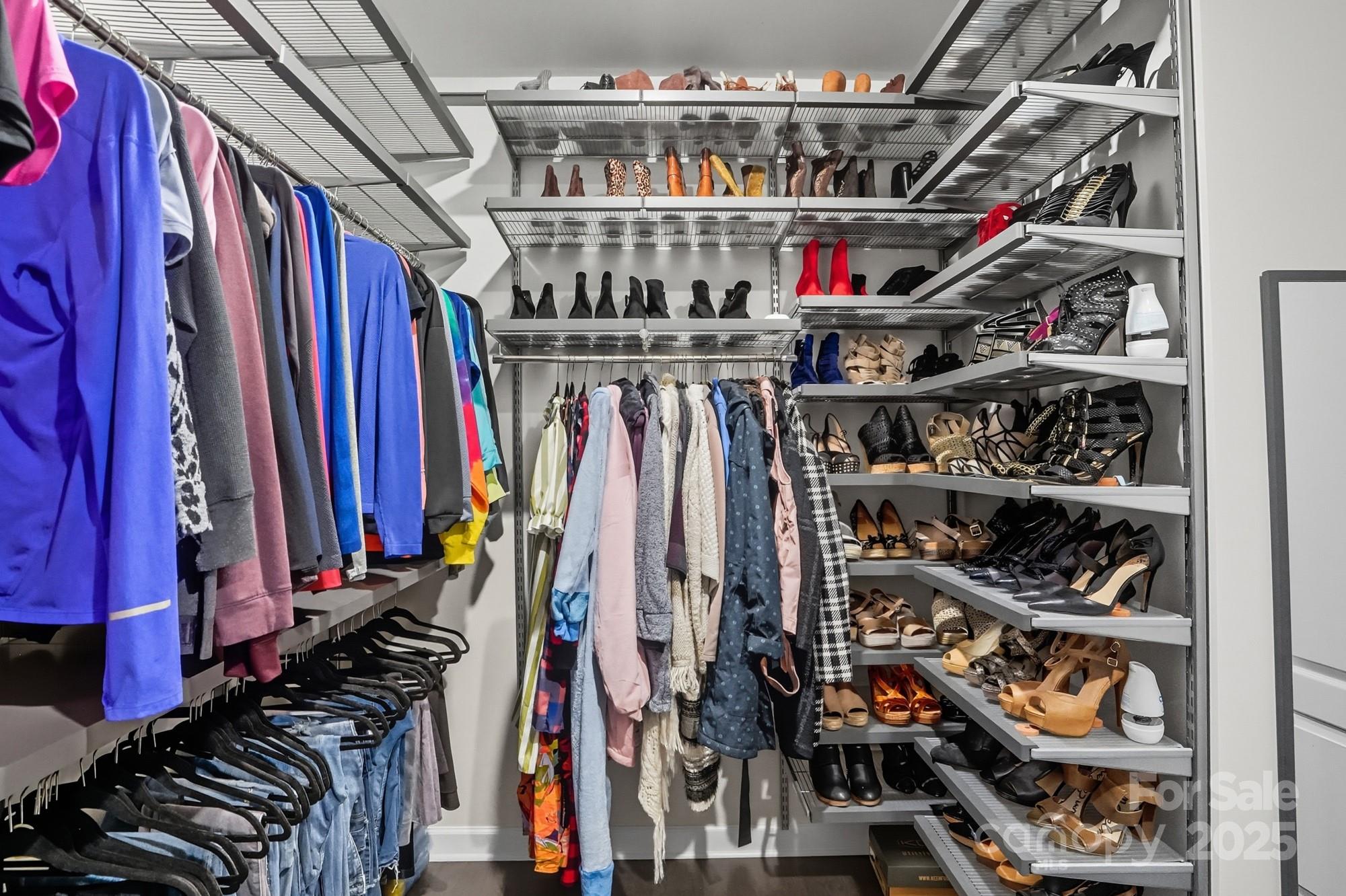 The Palisades - Residential