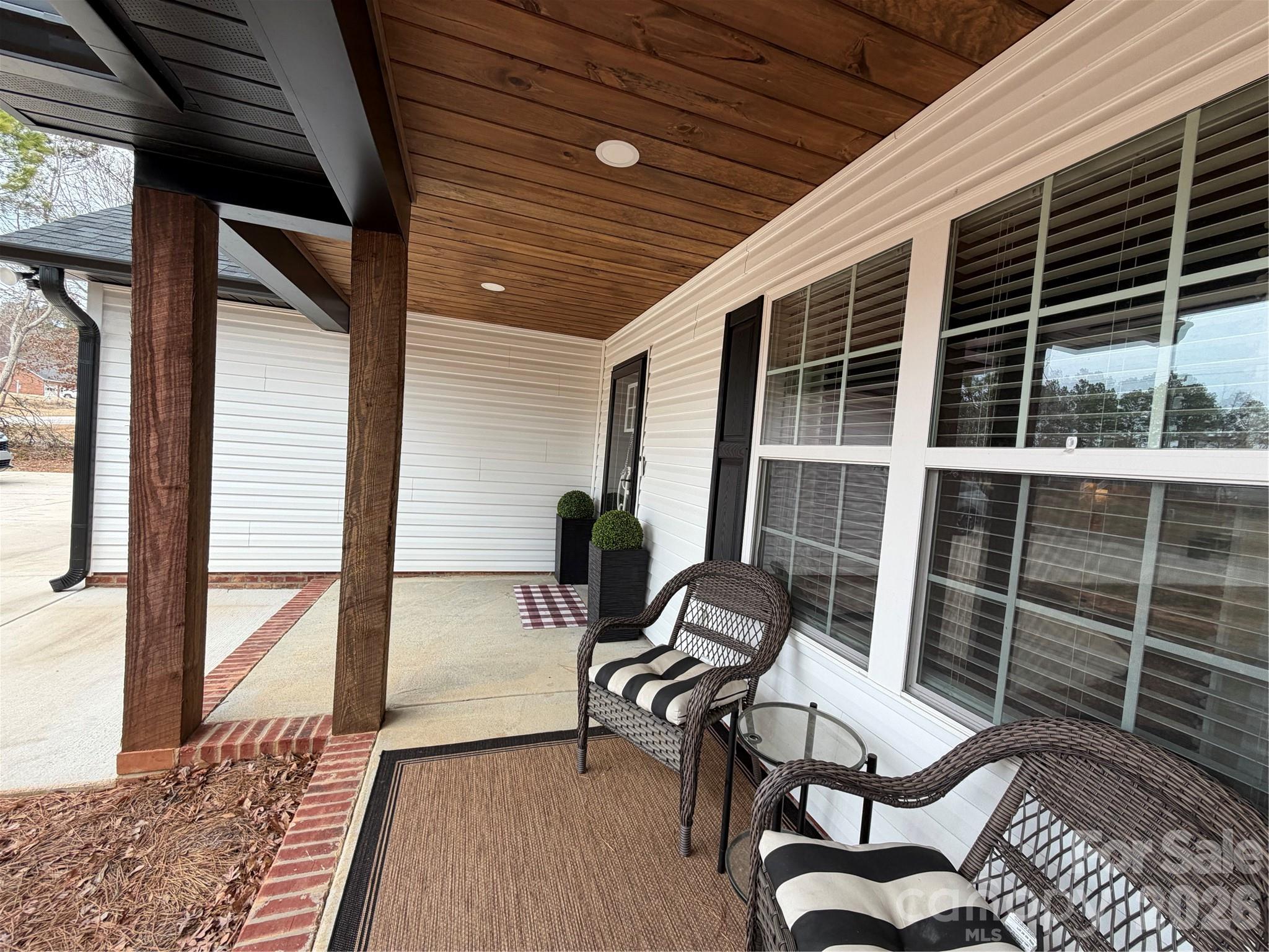 2015 Country Club Drive